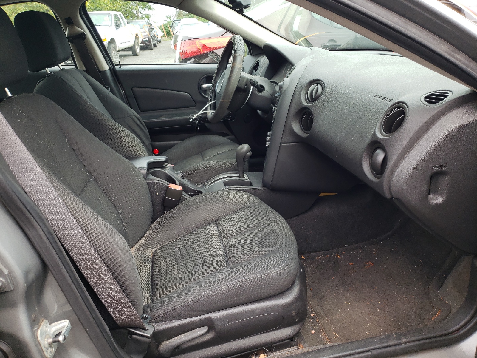 Photo 5 from auction – 2008 PONTIAC GRAND PRIX with VIN 2G2WP552881181656