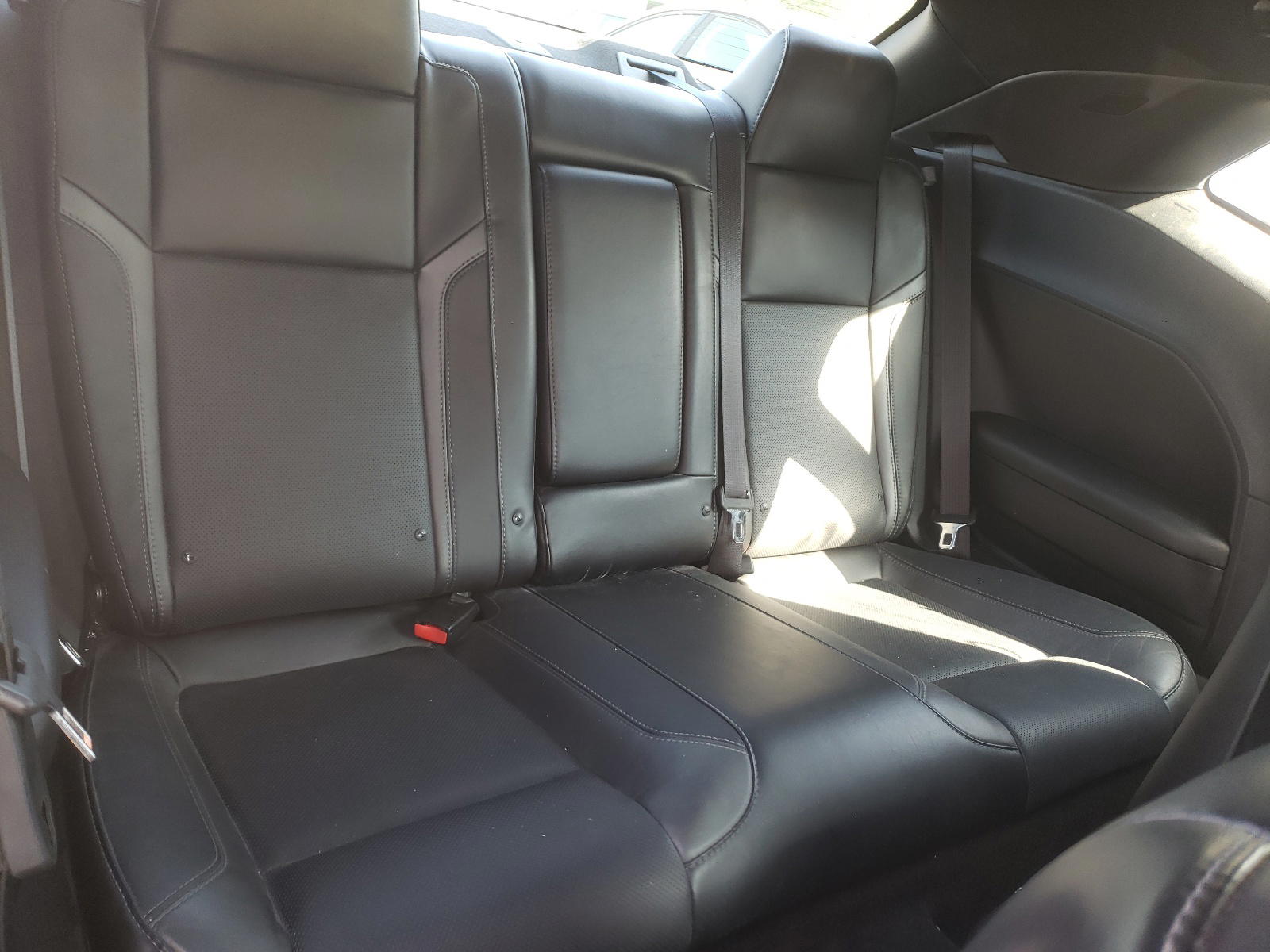Photo 6 from auction – 2015 DODGE CHALLENGER with VIN 2C3CDZBG4FH715520