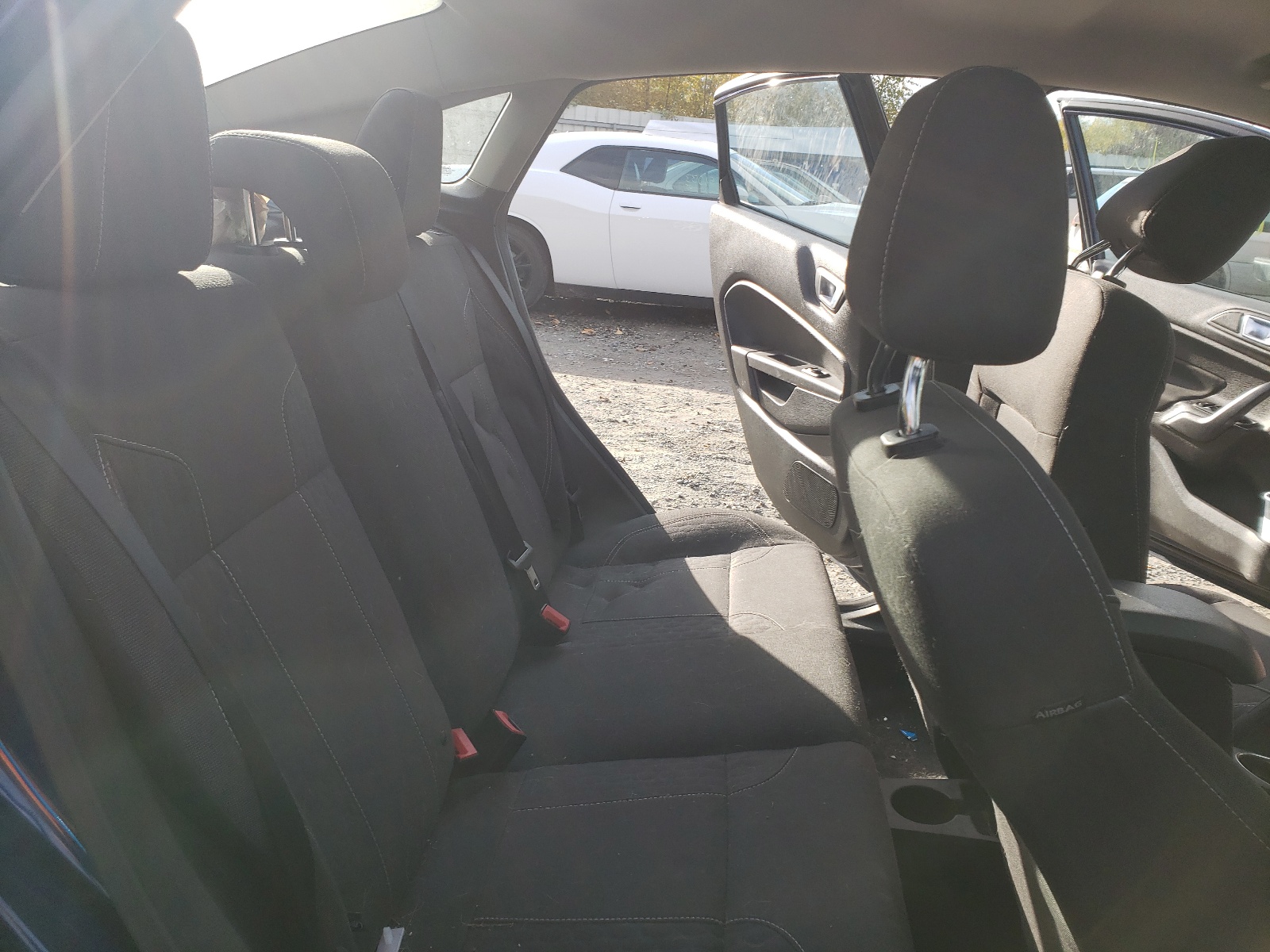 Photo 6 from auction – 2016 FORD FIESTA SE with VIN 3FADP4BJ3GM136274