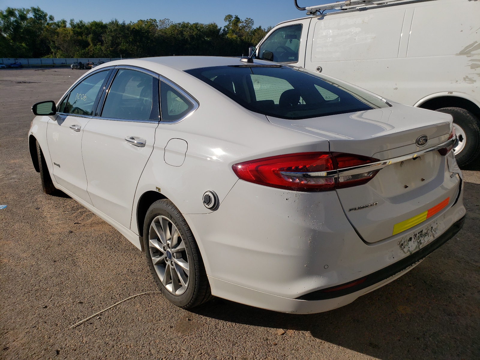 Photo 3 from auction – 2017 FORD FUSION SE with VIN 3FA6P0LU6HR409626