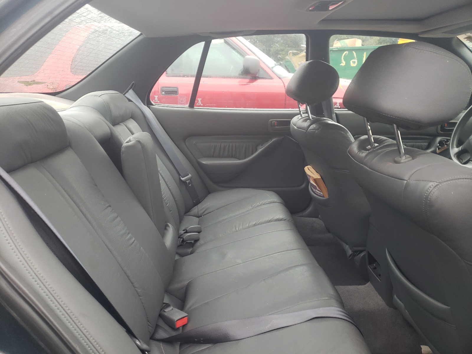 Photo 6 from auction – 1996 TOYOTA CAMRY LE with VIN 4T1BF12K5TU117898