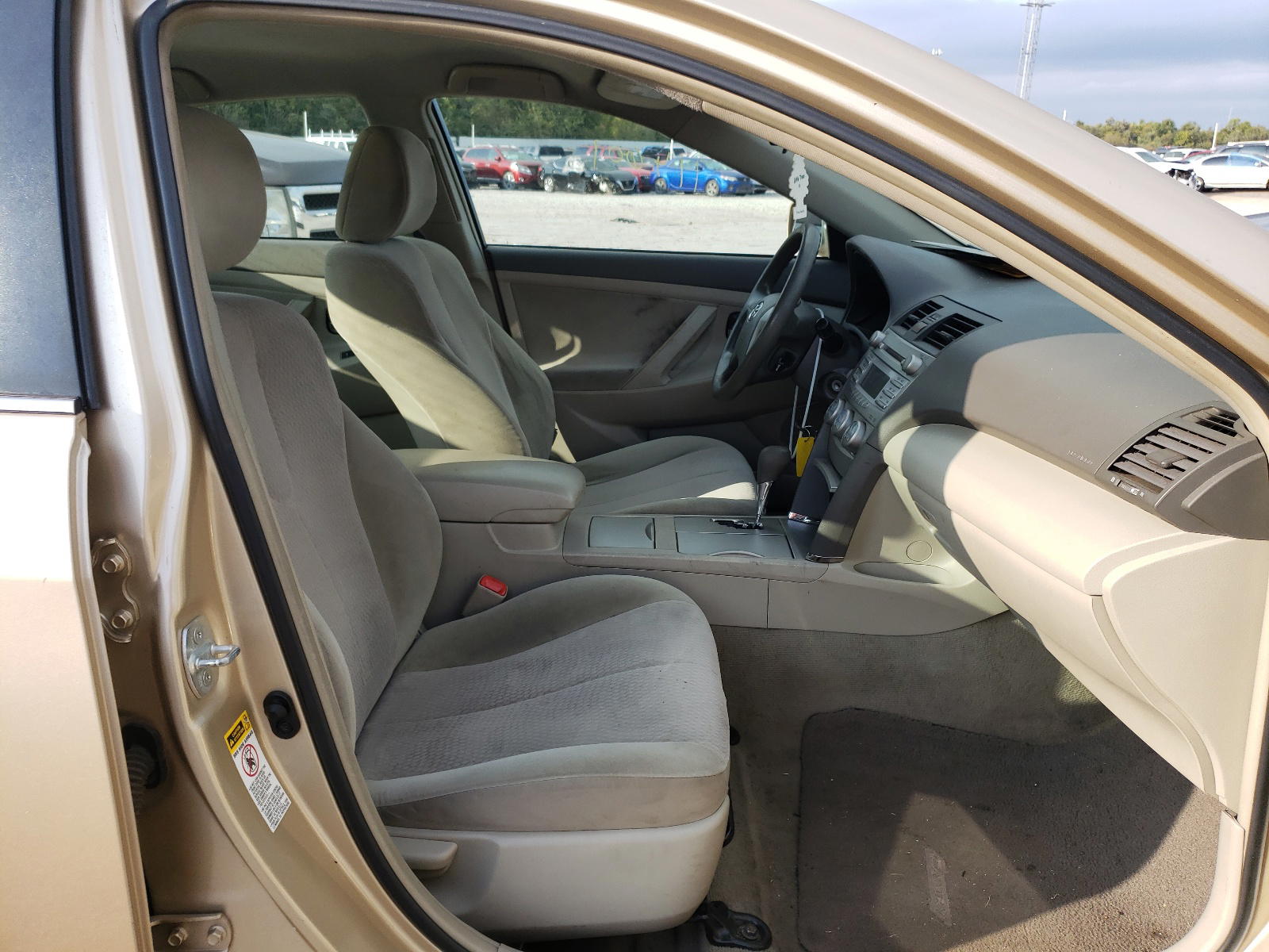 Photo 5 from auction – 2011 TOYOTA CAMRY BASE with VIN 4T1BF3EK8BU595366