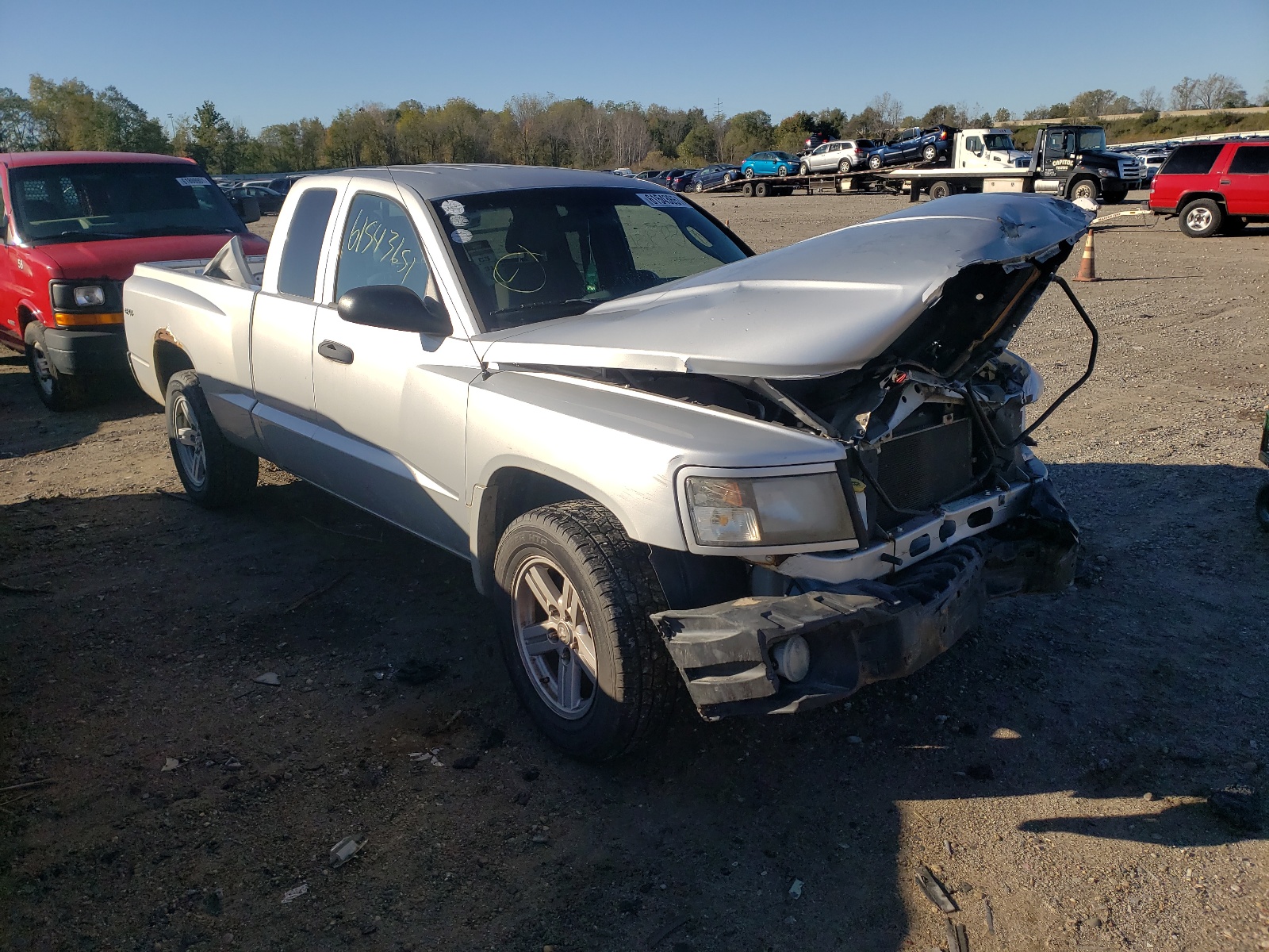 DODGE DAKOTA SXT 2008 with VIN 1D7HW32K18S580110 - Photo from auction