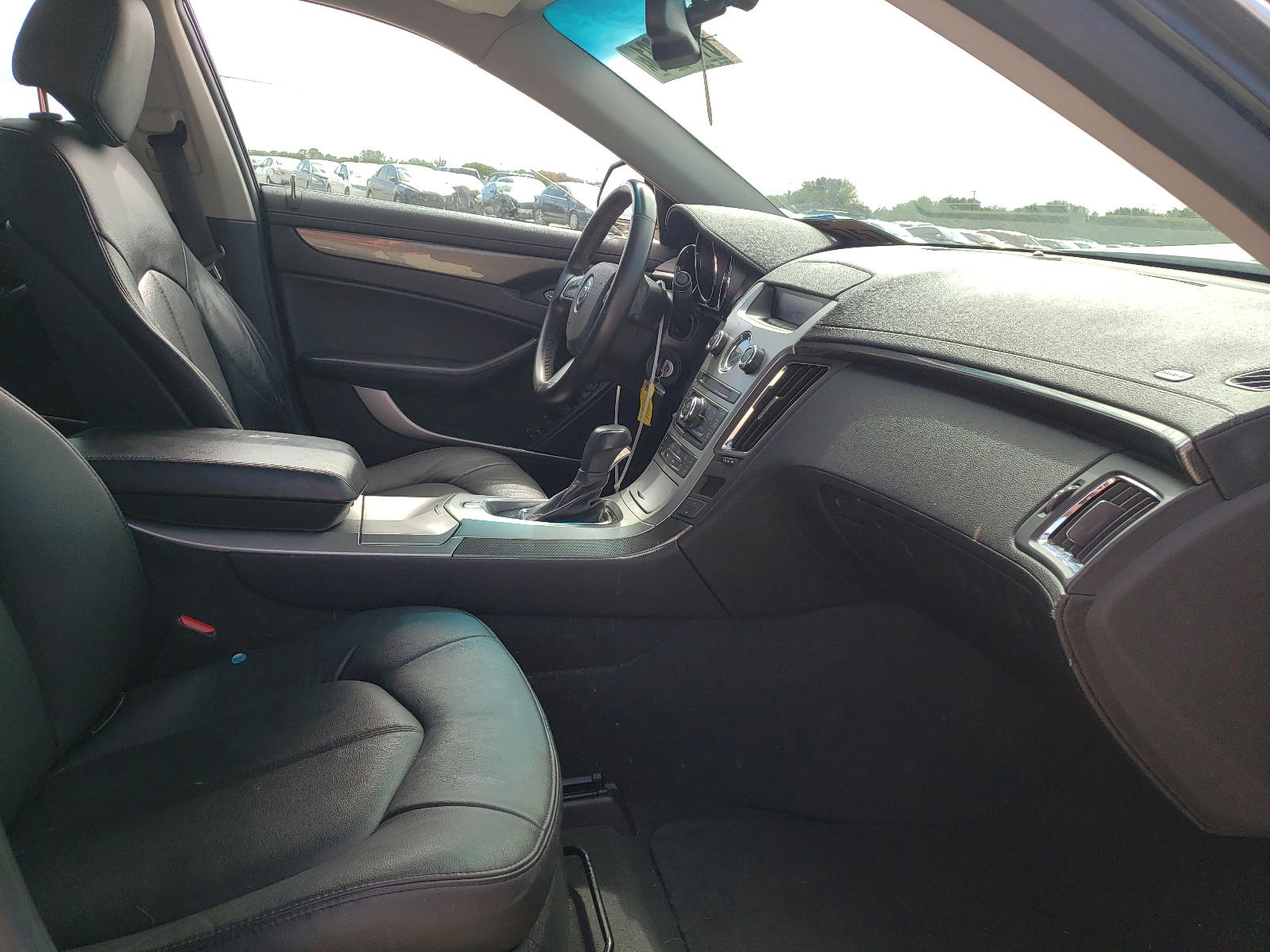 Photo 5 from auction – 2009 CADILLAC CTS with VIN 1G6DF577490105740