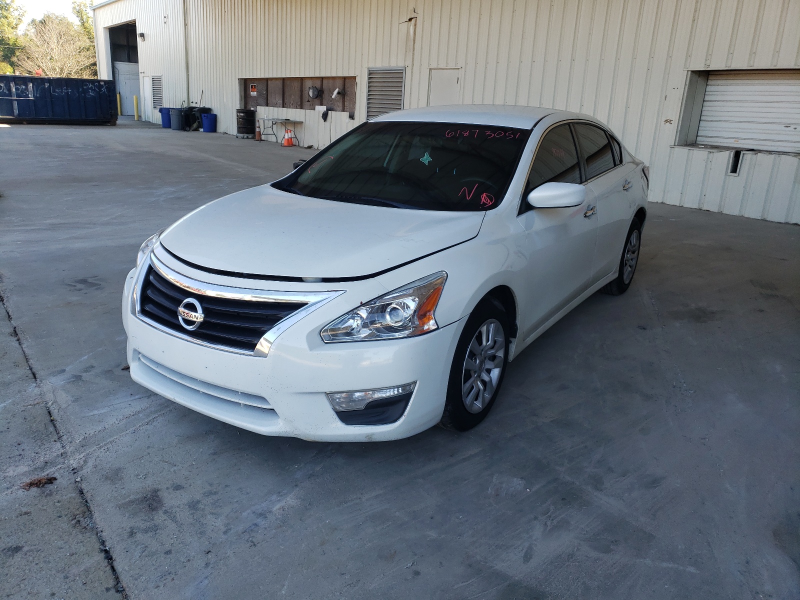 Photo 2 from auction – 2015 NISSAN ALTIMA 2.5 with VIN 1N4AL3AP8FN329443