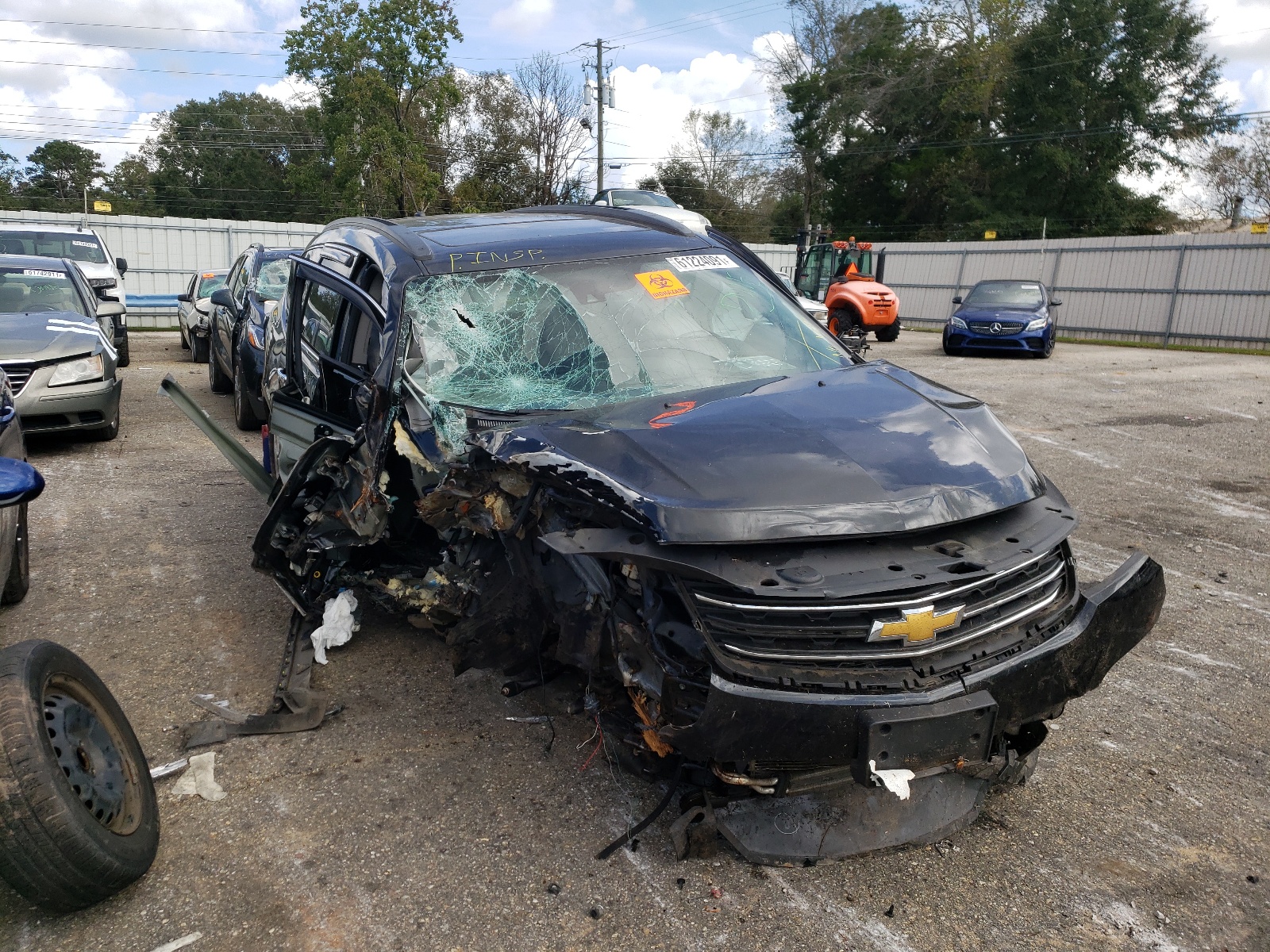 Photo 9 from auction – 2015 CHEVROLET TRAVERSE L with VIN 1GNKRJKD8FJ156219