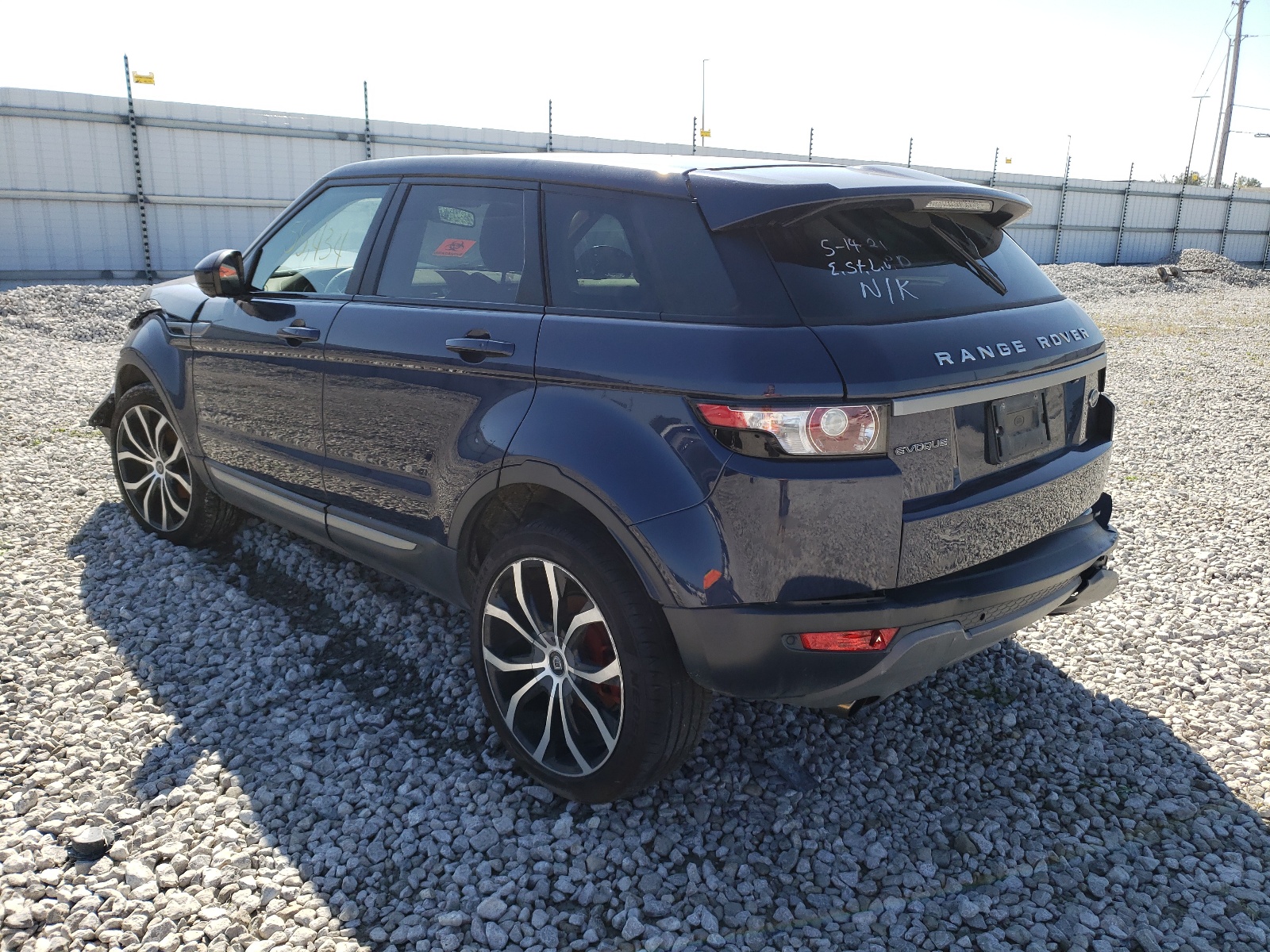Photo 3 from auction – 2015 LAND ROVER RANGE ROVE with VIN SALVP2BG9FH049157