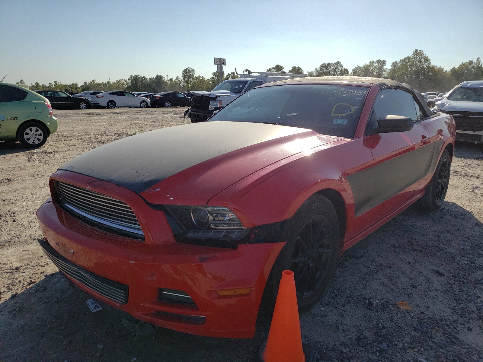 Photo 2 from auction – 2014 FORD MUSTANG with VIN 1ZVBP8EM2E5205647