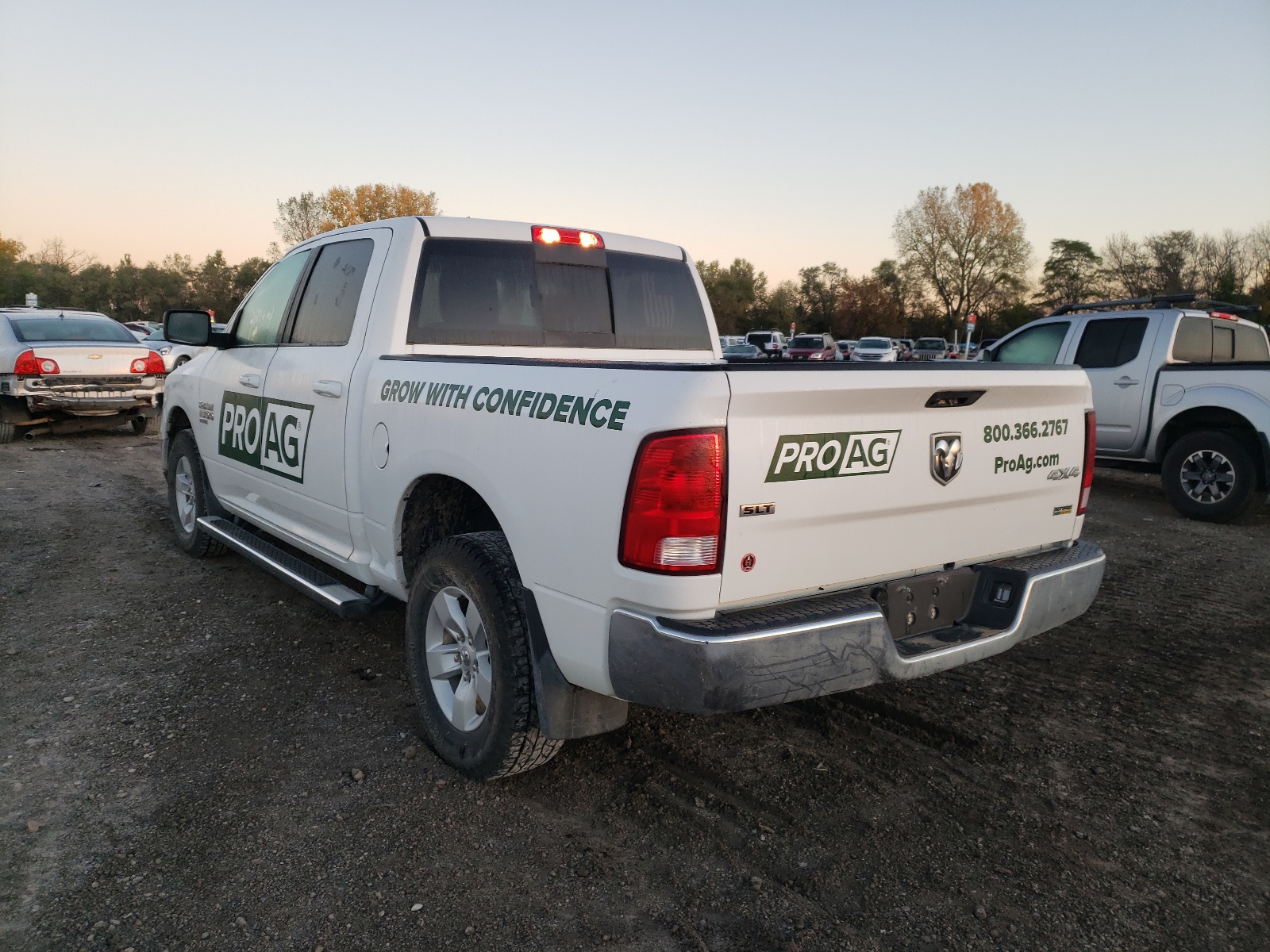 Photo 3 from auction – 2019 RAM 1500 CLASS with VIN 3C6RR7LG8KG670092