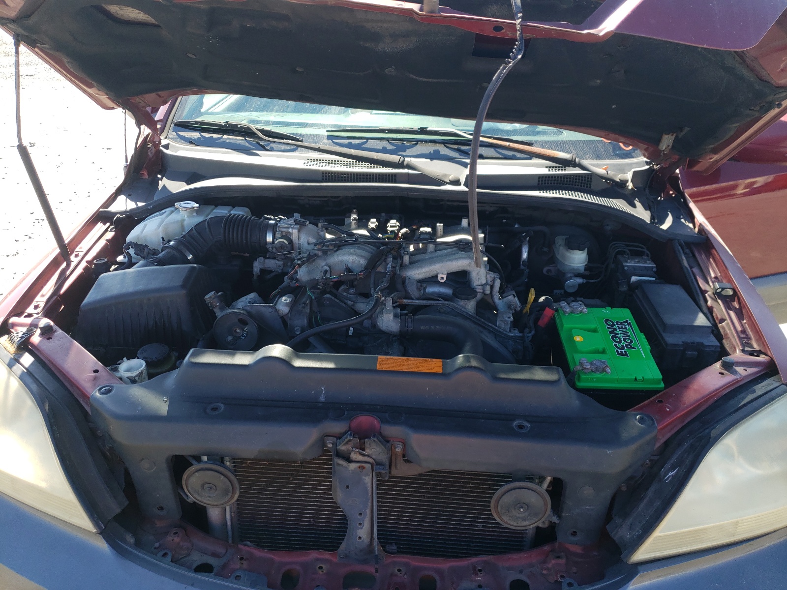 Photo 7 from auction – 2005 KIA SORENTO EX with VIN KNDJC733155384049