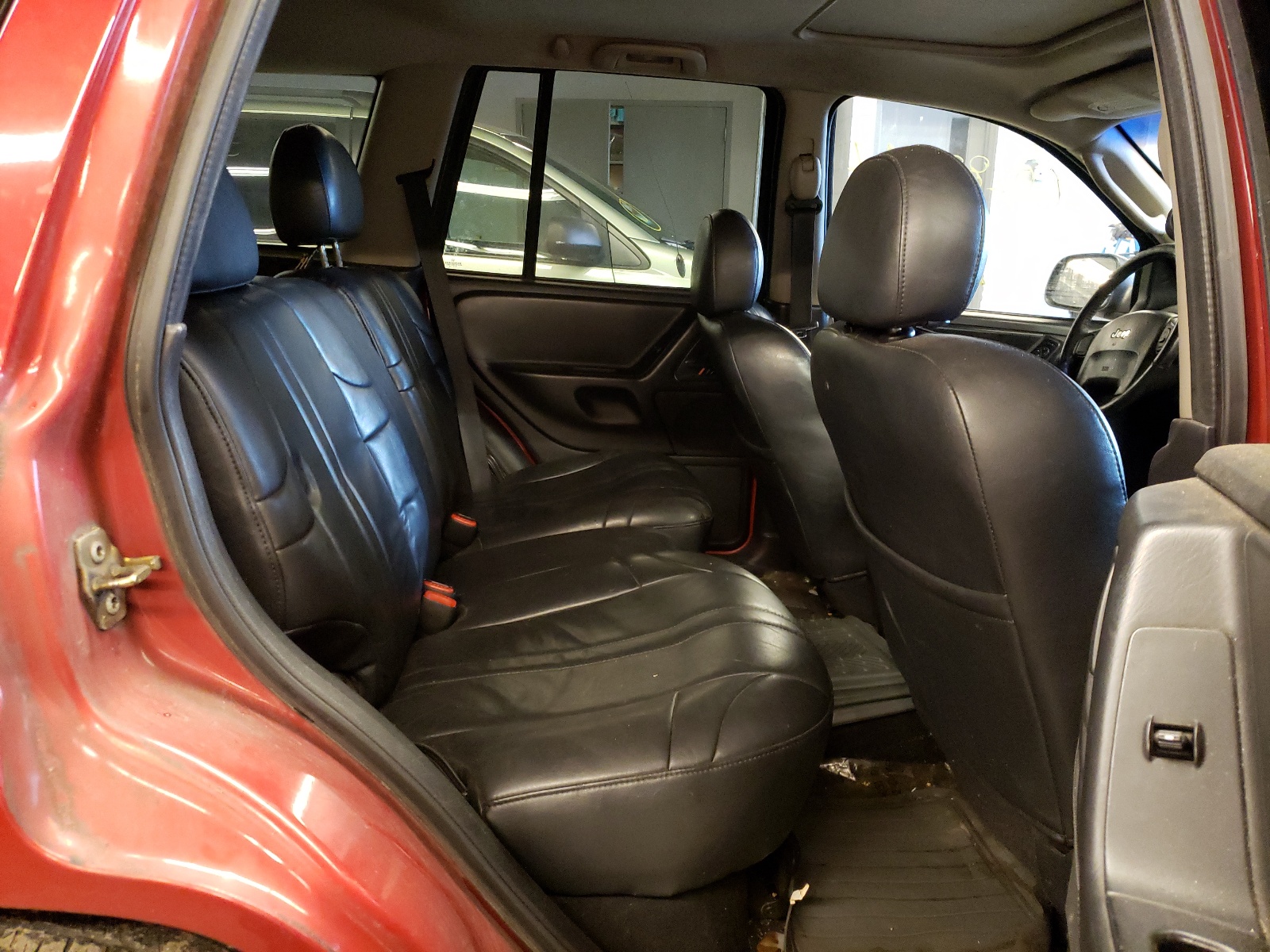 Photo 6 from auction – 2004 JEEP GRAND CHER with VIN 1J4GW48S74C307416