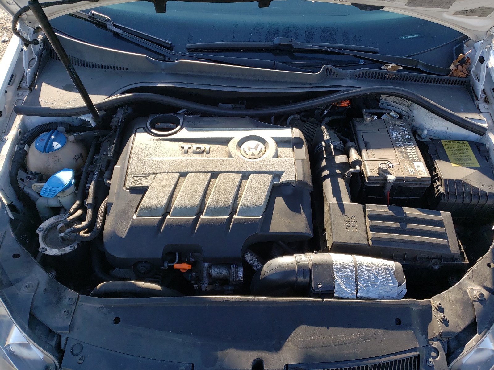 Photo 7 from auction – 2012 VOLKSWAGEN JETTA TDI with VIN 3VWPL7AJ6CM632571