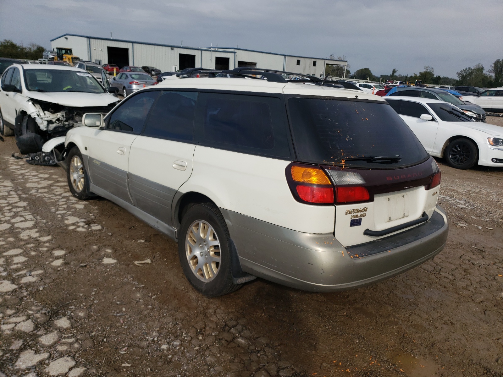 Photo 3 from auction – 2003 SUBARU LEGACY OUT with VIN 4S3BH806737602541