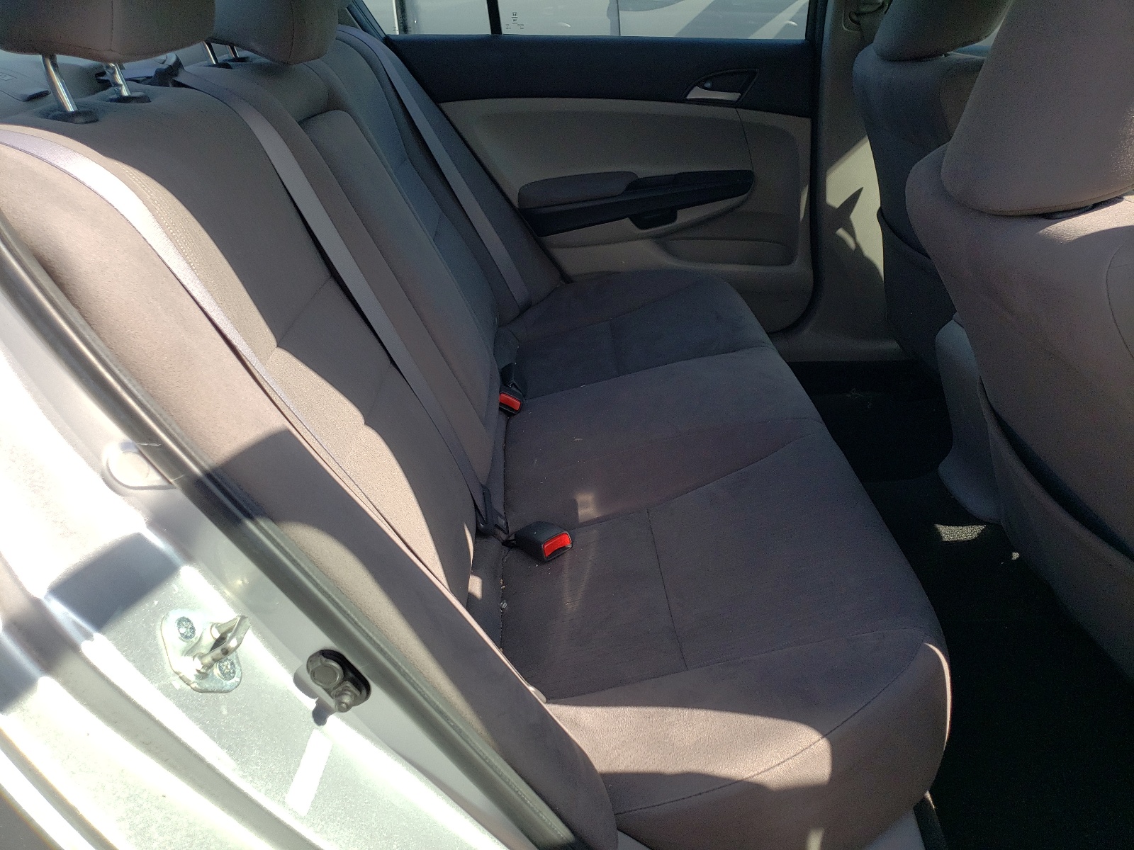 Photo 6 from auction – 2011 HONDA ACCORD LX with VIN 1HGCP2F38BA124019