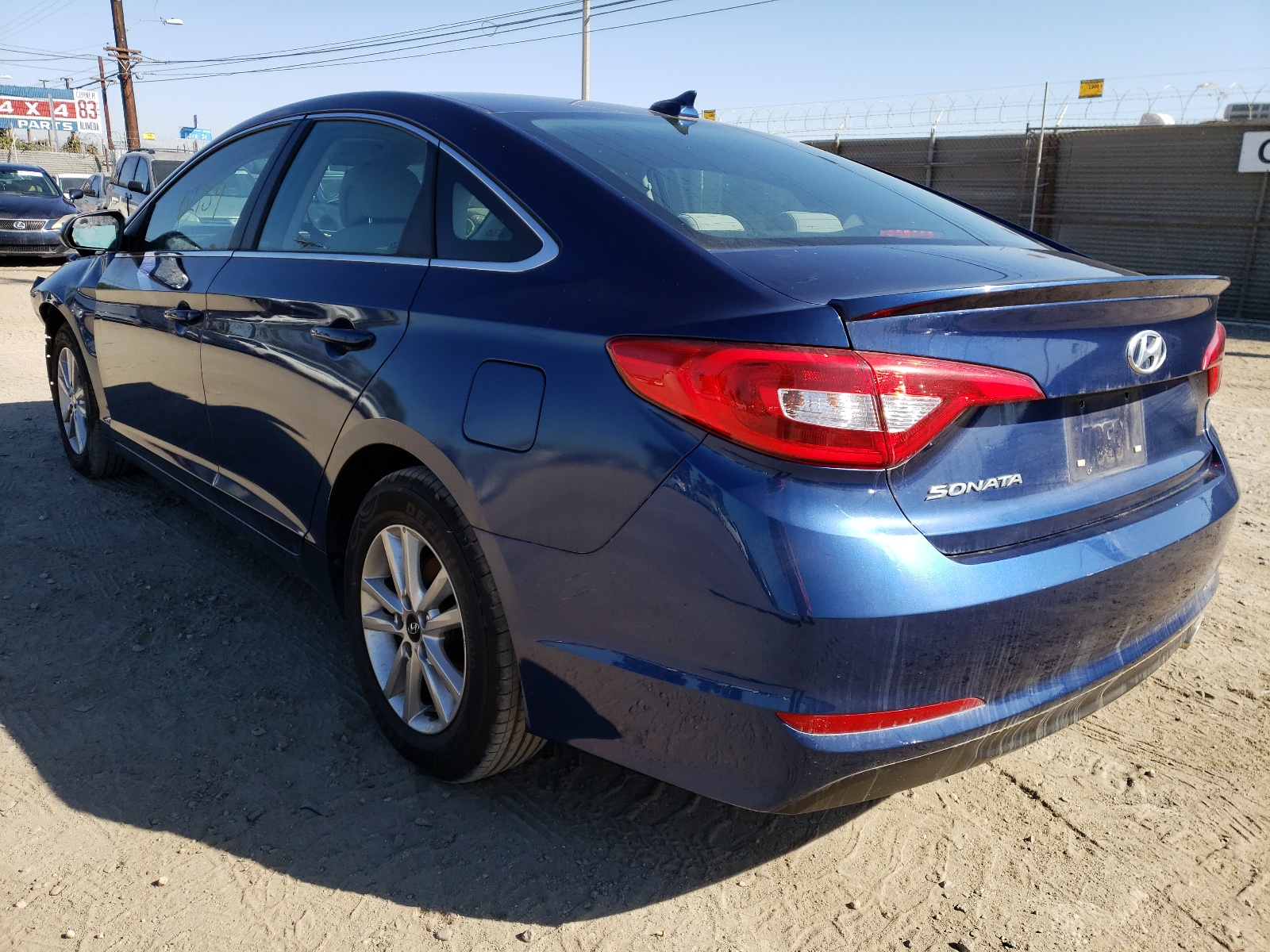Photo 3 from auction – 2017 HYUNDAI SONATA SE with VIN 5NPE24AF6HH581478