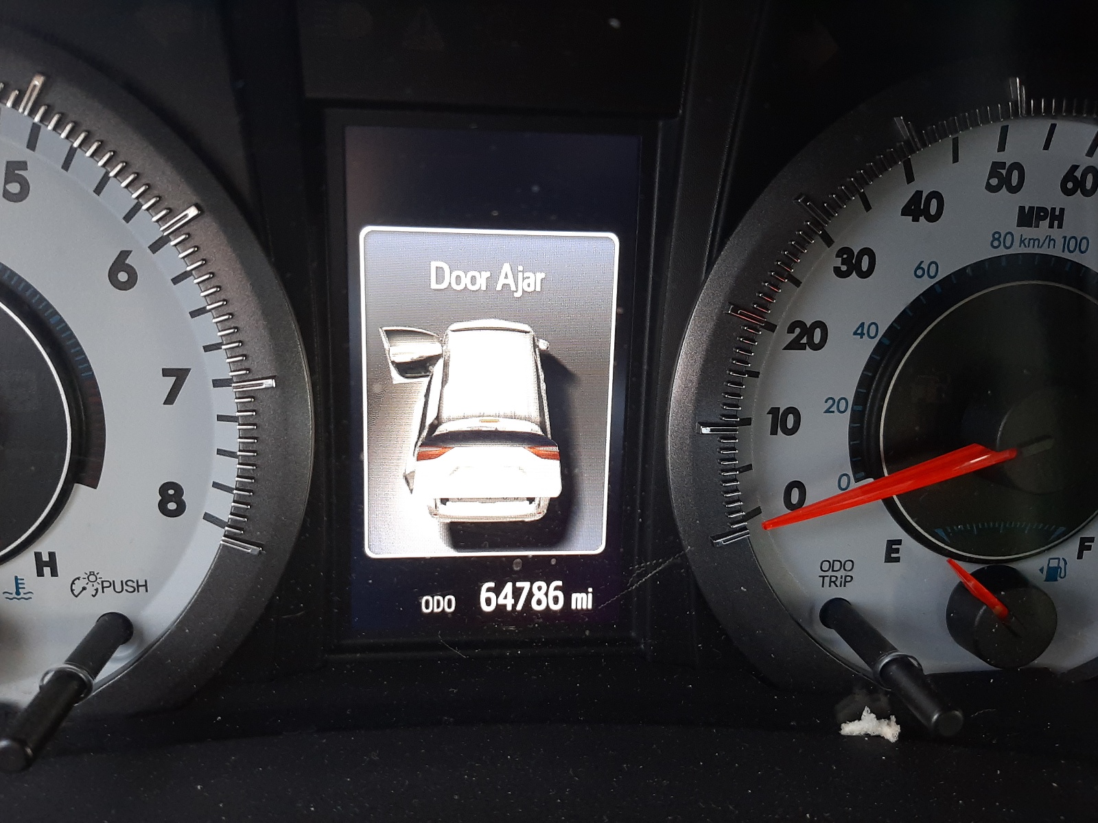 Photo 8 from auction – 2017 TOYOTA SIENNA SE with VIN 5TDXZ3DC3HS806045