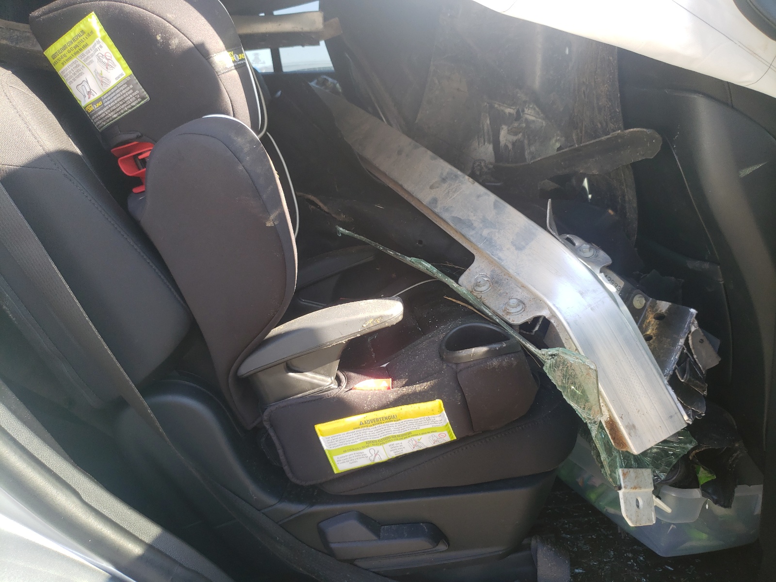 Photo 6 from auction – 2020 FORD EXPLORER X with VIN 1FMSK7DH1LGB46068