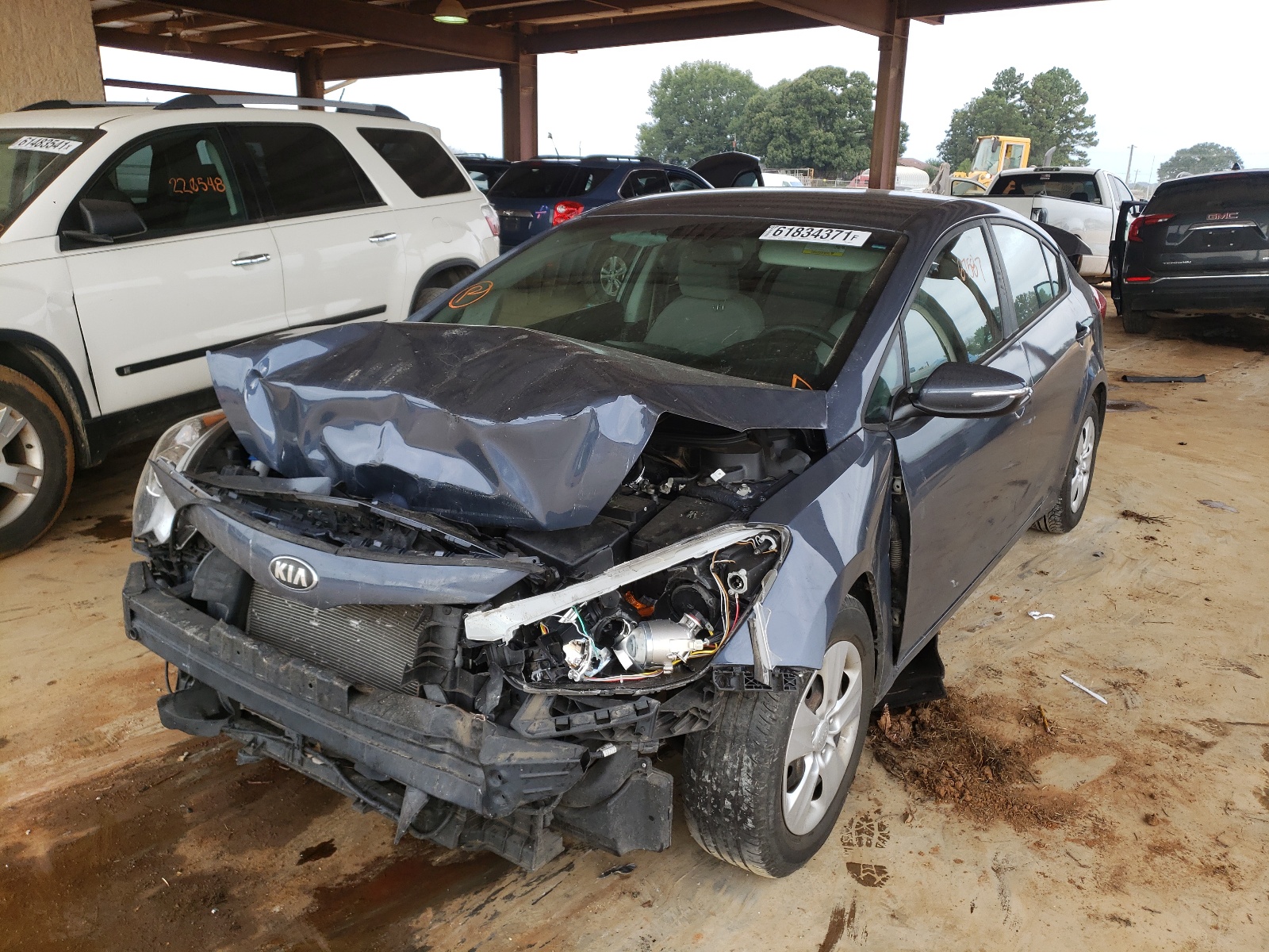 Photo 2 from auction – 2016 KIA FORTE LX with VIN KNAFX4A64G5594473