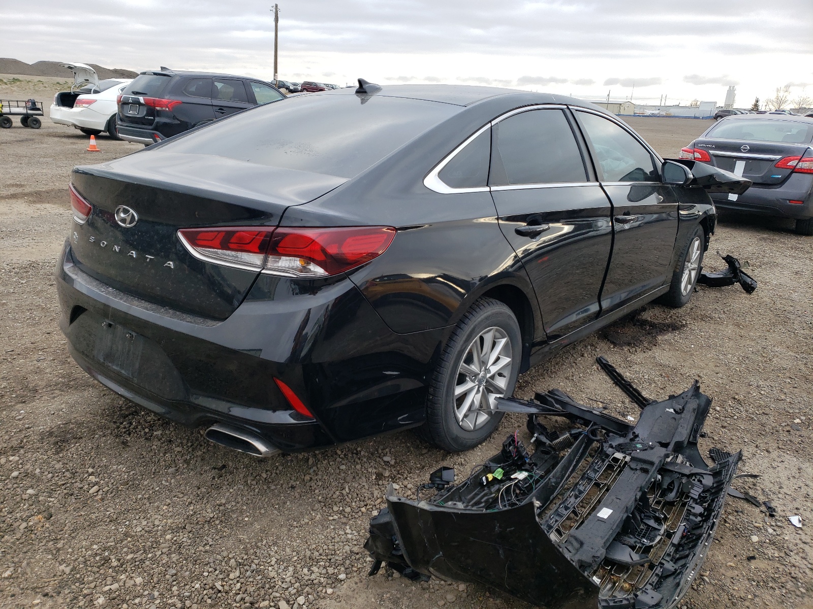 Photo 4 from auction – 2019 HYUNDAI SONATA SE with VIN 5NPE24AF4KH754843