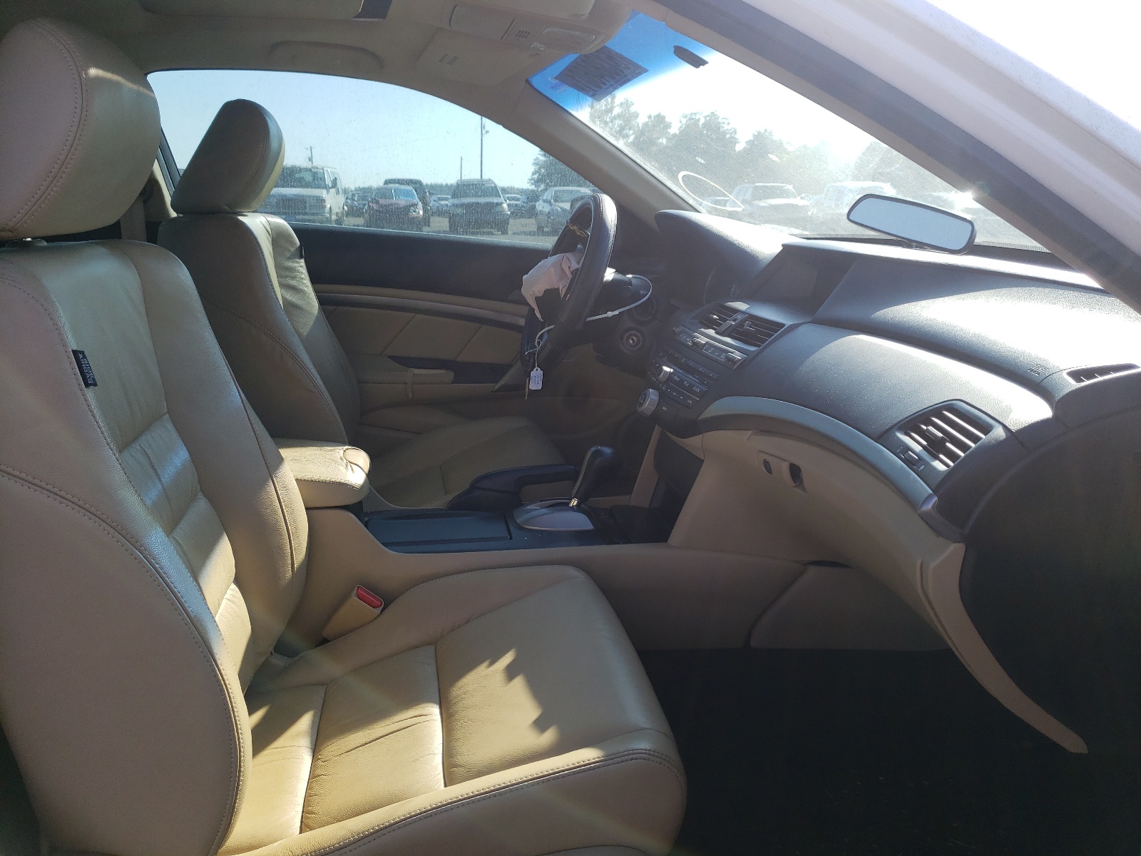 Photo 5 from auction – 2010 HONDA ACCORD EXL with VIN 1HGCS1B87AA006245