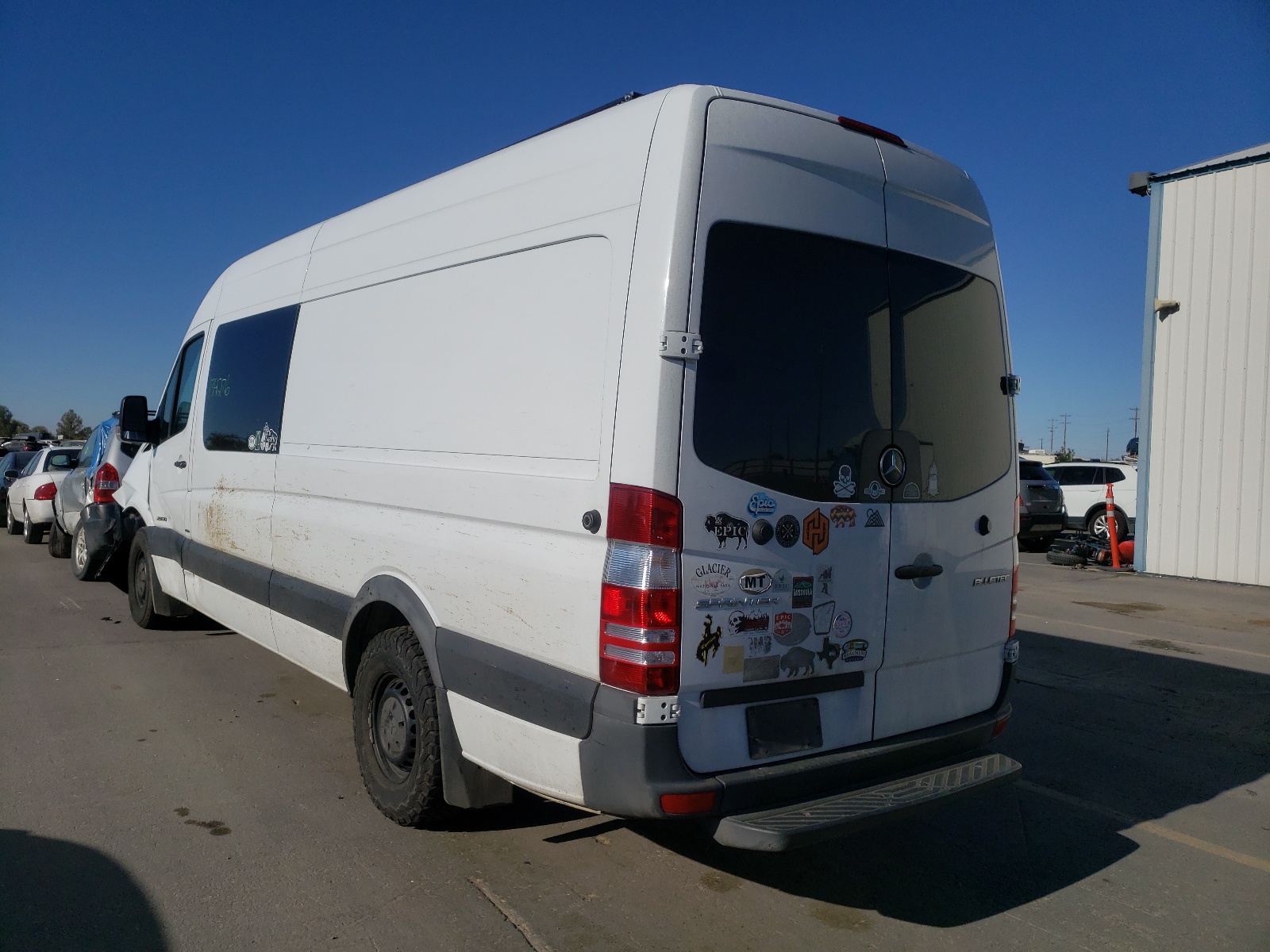 Photo 3 from auction – 2016 MERCEDES-BENZ SPRINTER 2 with VIN WD4PE8CDXGP250771