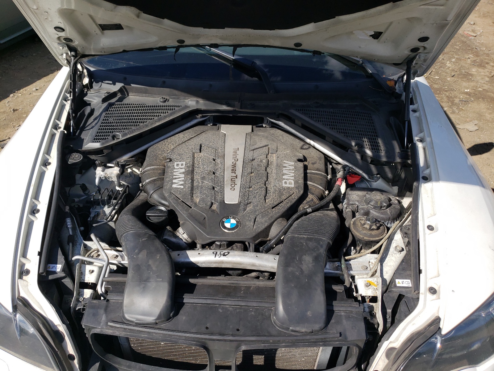 Photo 7 from auction – 2012 BMW X6 XDRIVE5 with VIN 5UXFG8C56CL590167
