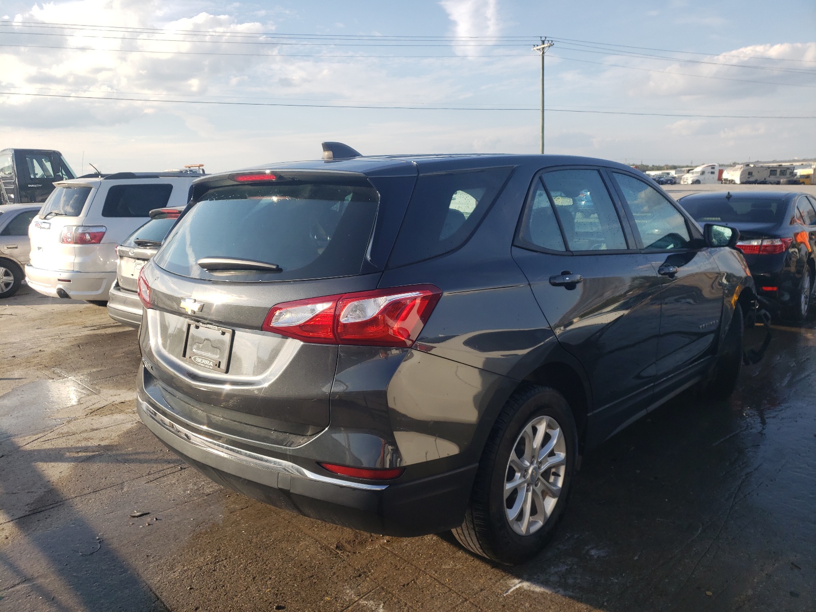 Photo 4 from auction – 2018 CHEVROLET EQUINOX LS with VIN 2GNAXHEV7J6192763