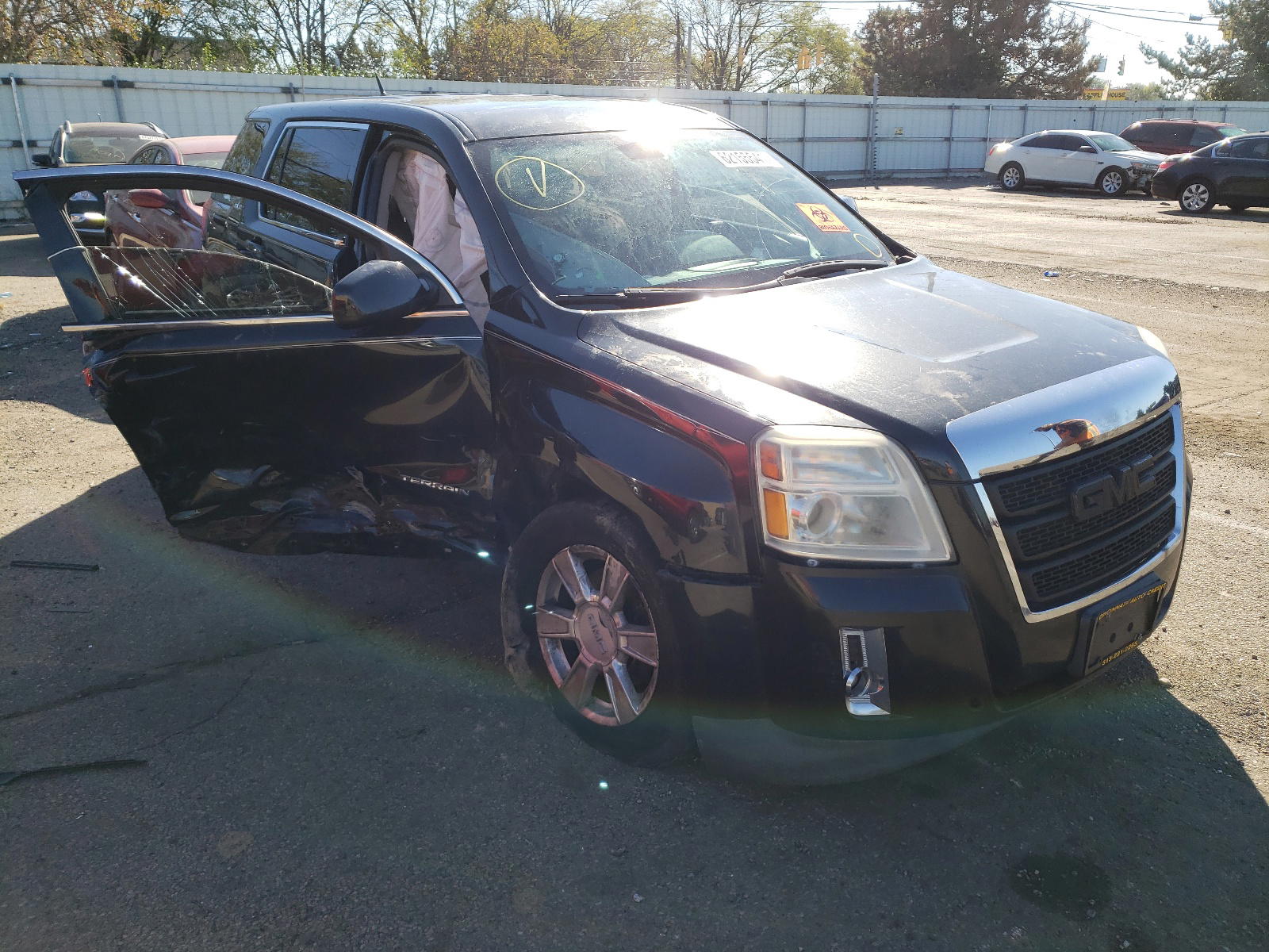 GMC TERRAIN SL 2011 with VIN 2CTFLREC4B6249036 - Photo from auction