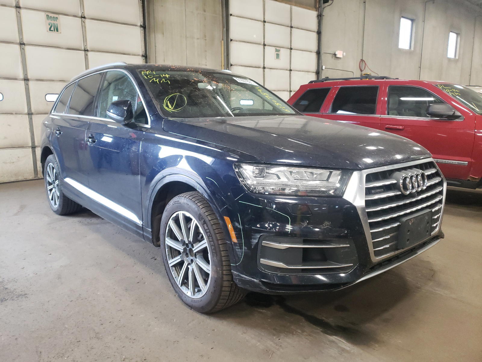 AUDI Q7 PRESTIG 2017 with VIN WA1VAAF72HD002554 - Photo from auction