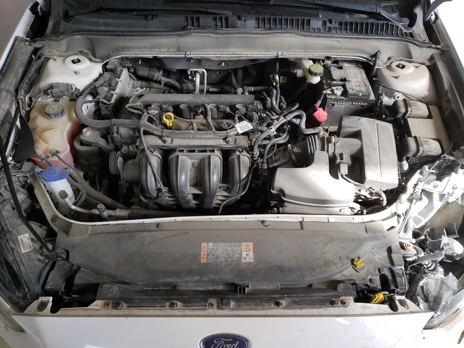 Photo 7 from auction – 2016 FORD FUSION SE with VIN 3FA6P0H72GR310528