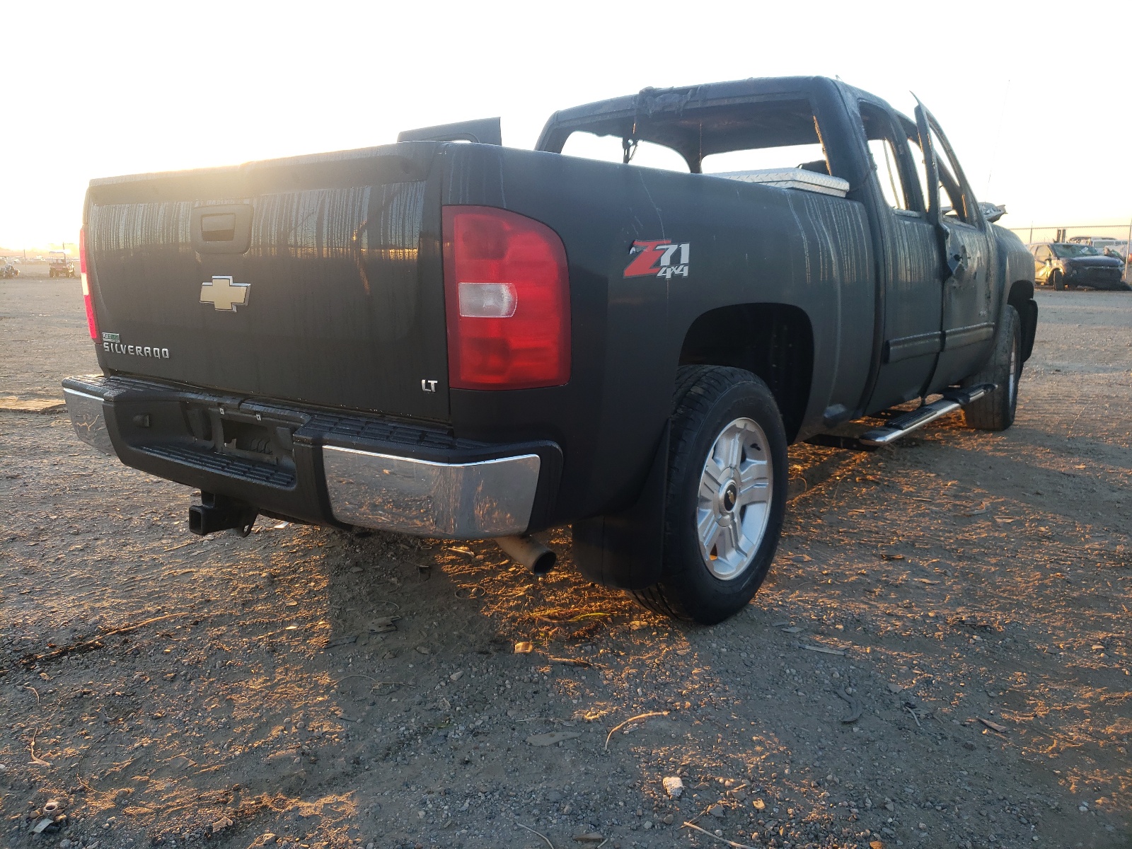 Photo 4 from auction – 2010 CHEVROLET SILVERADO with VIN 1GCSKSE35AZ111612