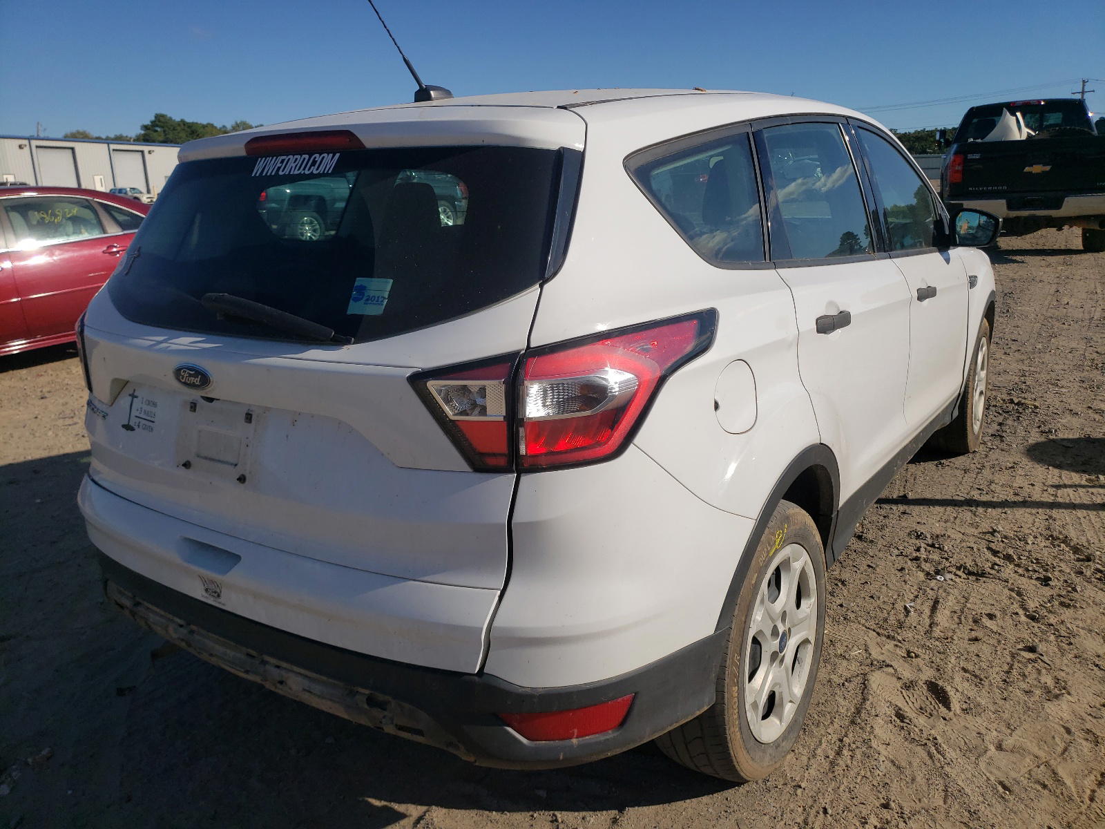 Photo 4 from auction – 2017 FORD ESCAPE S with VIN 1FMCU0F70HUC84543