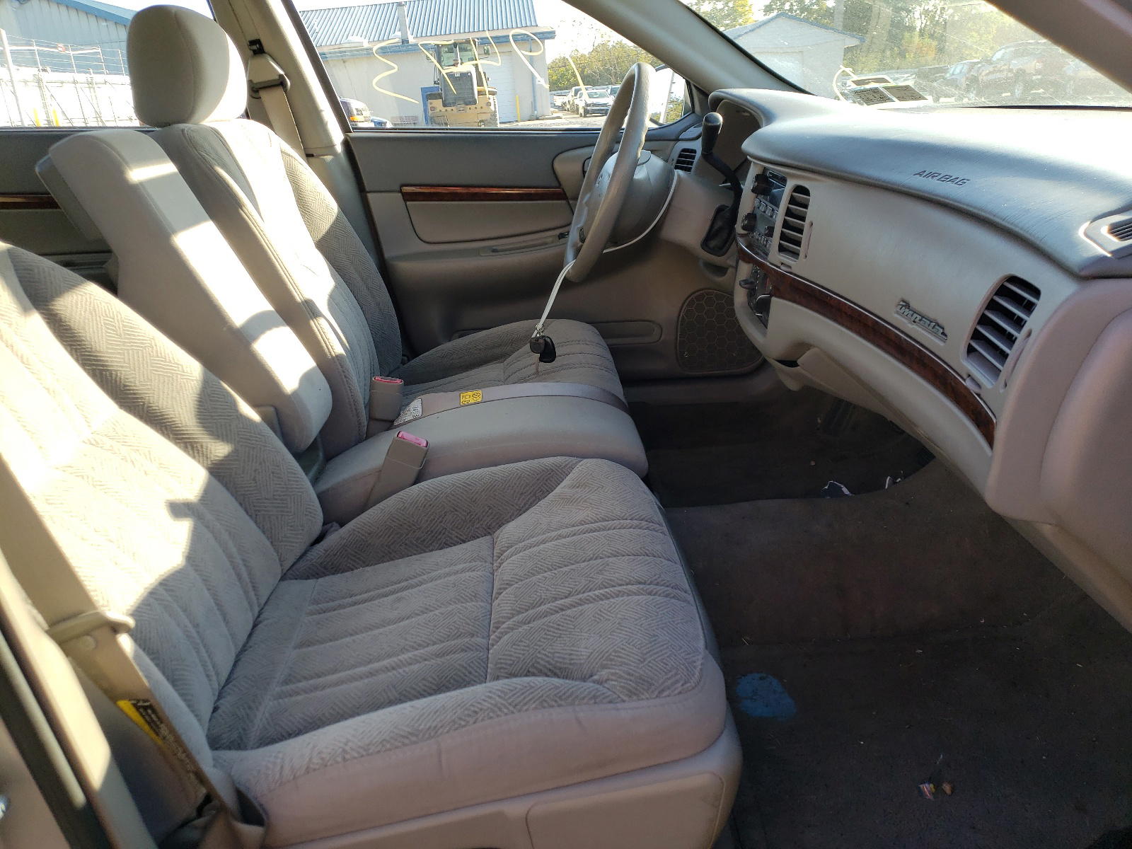 Photo 5 from auction – 2005 CHEVROLET IMPALA with VIN 2G1WF52E459395255
