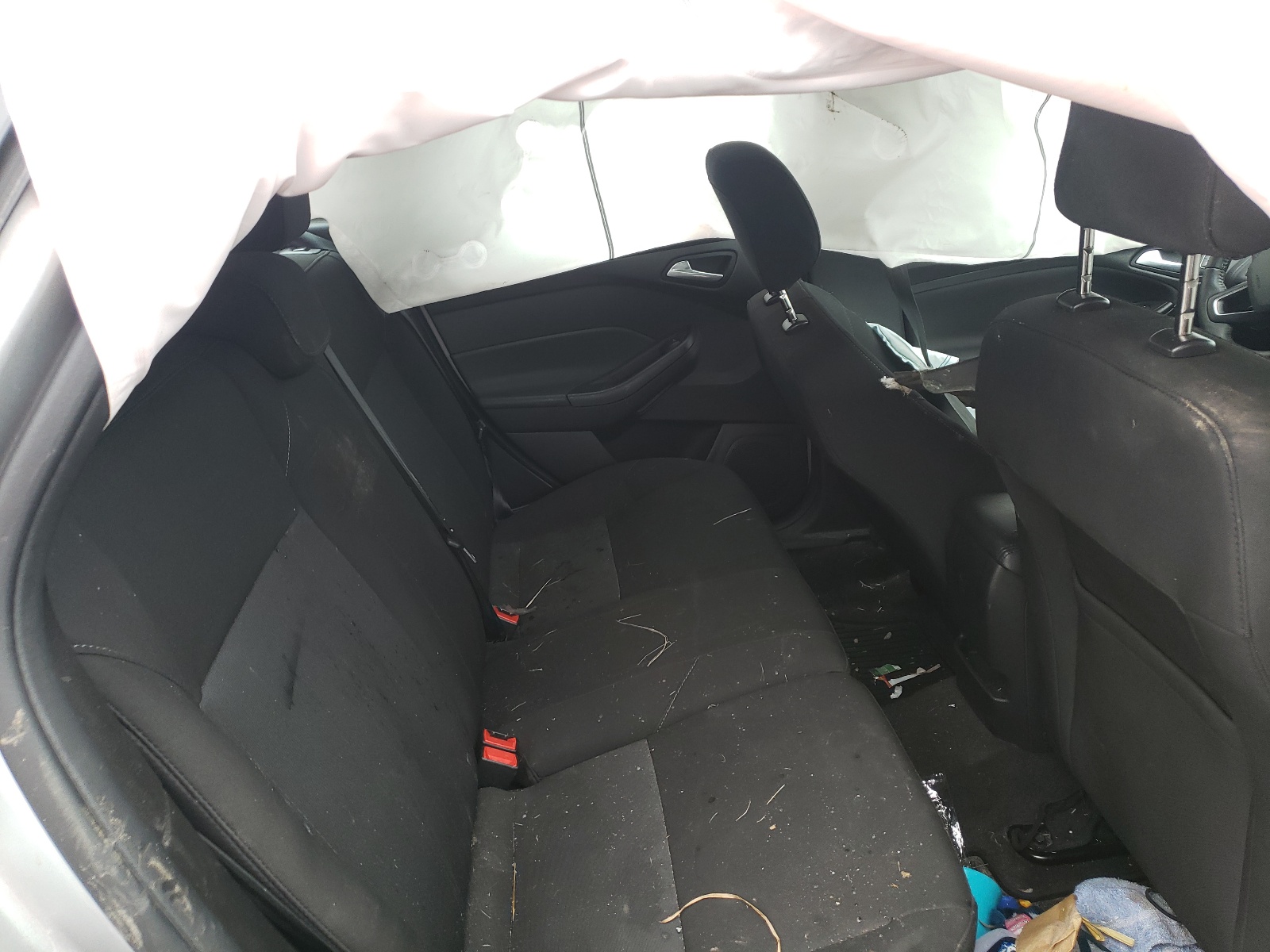 Zdjęcie 6 z aukcji – 2018 FORD FOCUS SE z VIN 1FADP3K22JL258605