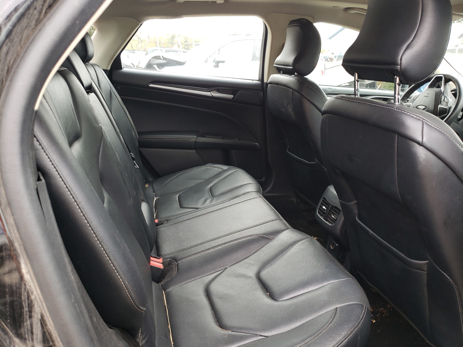 Photo 6 from auction – 2017 FORD FUSION TIT with VIN 3FA6P0RU2HR383582