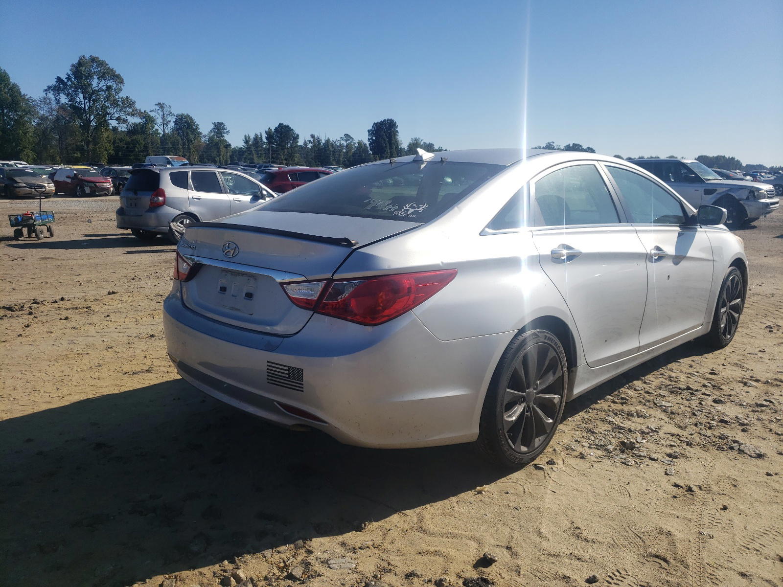 Photo 4 from auction – 2013 HYUNDAI SONATA SE with VIN 5NPEC4AC9DH508909