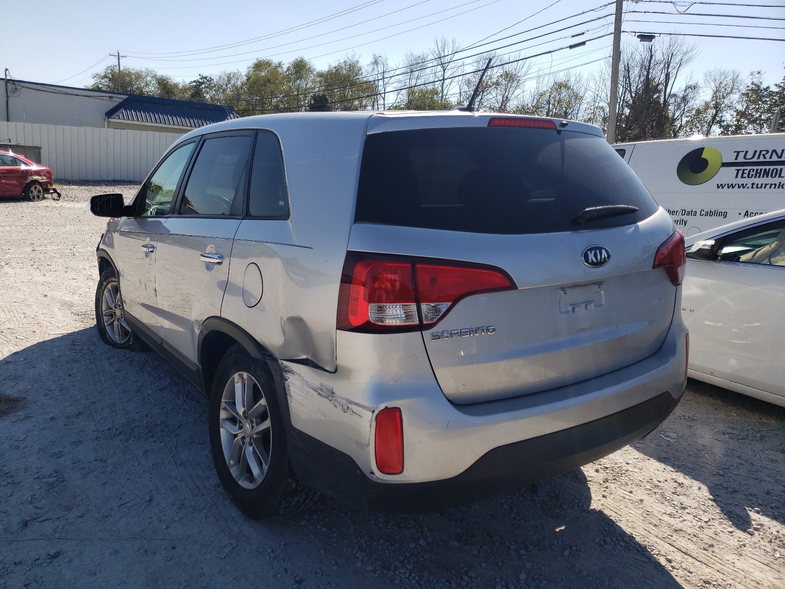 Photo 3 from auction – 2014 KIA SORENTO LX with VIN 5XYKT3A65EG521964