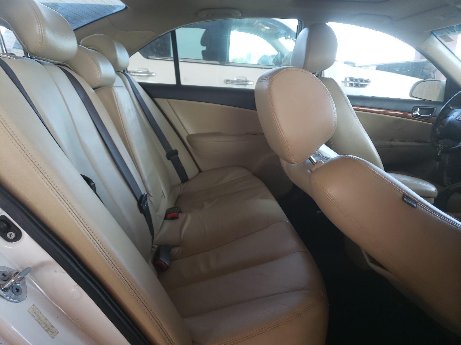 Photo 6 from auction – 2010 HYUNDAI SONATA SE with VIN 5NPEU4AC0AH652910