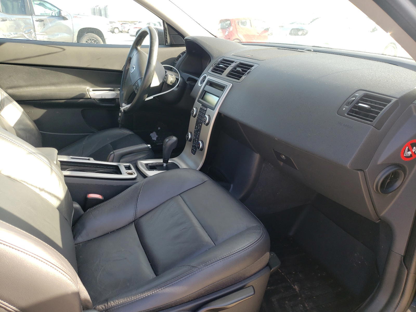 Photo 5 from auction – 2008 VOLVO C30 T5 with VIN YV1MK672082058030