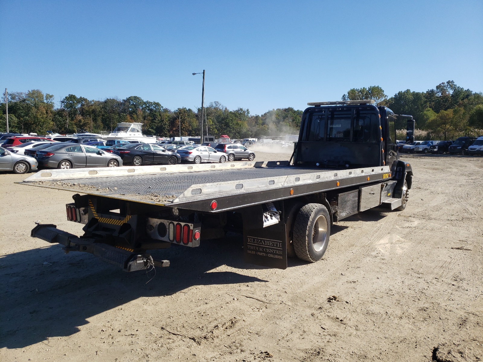 Photo 4 from auction – 2010 HINO 258/268 with VIN 5PVNJ8JN2A4S50247