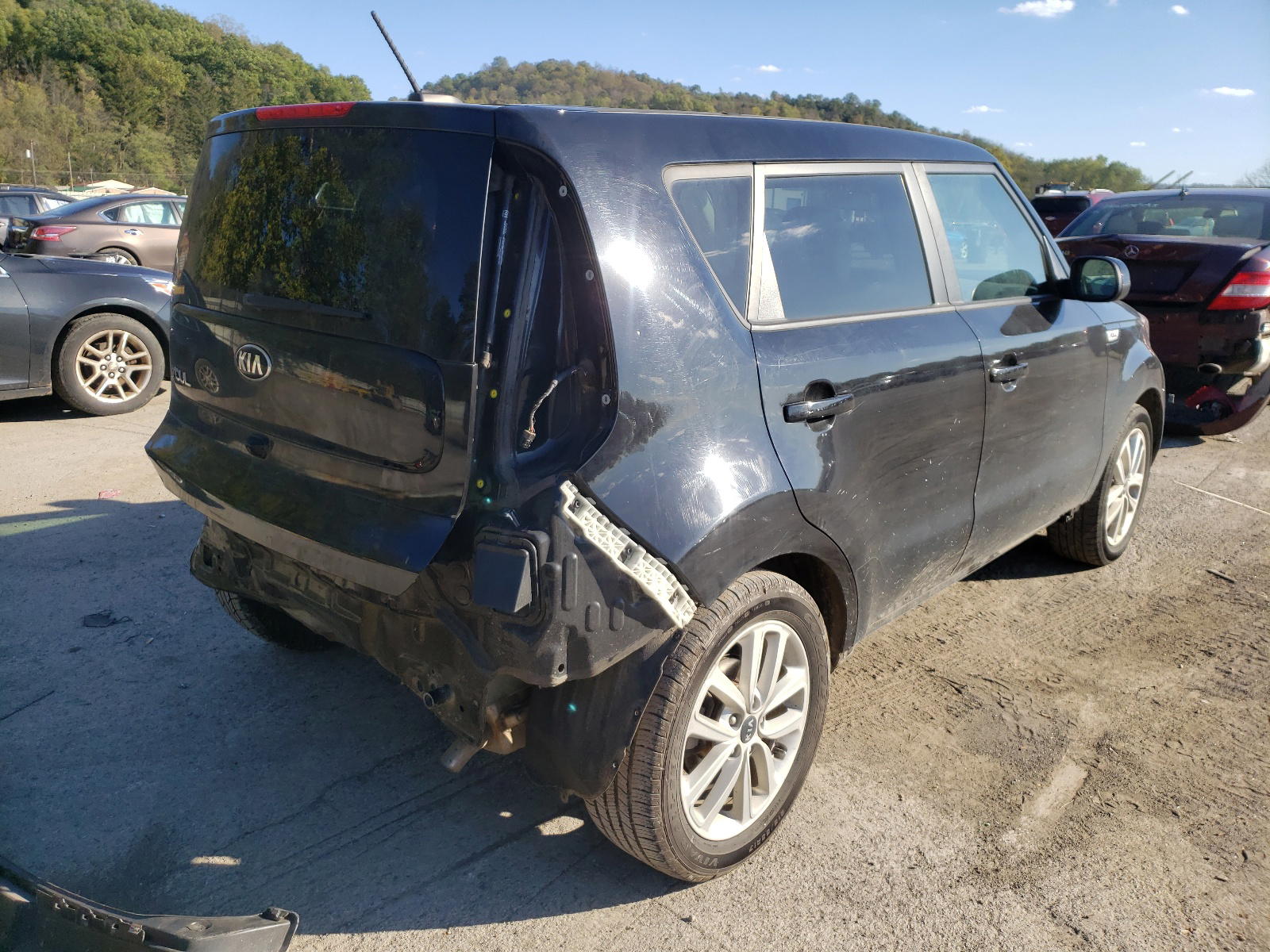 Photo 4 from auction – 2019 KIA SOUL + with VIN KNDJP3A53K7648874