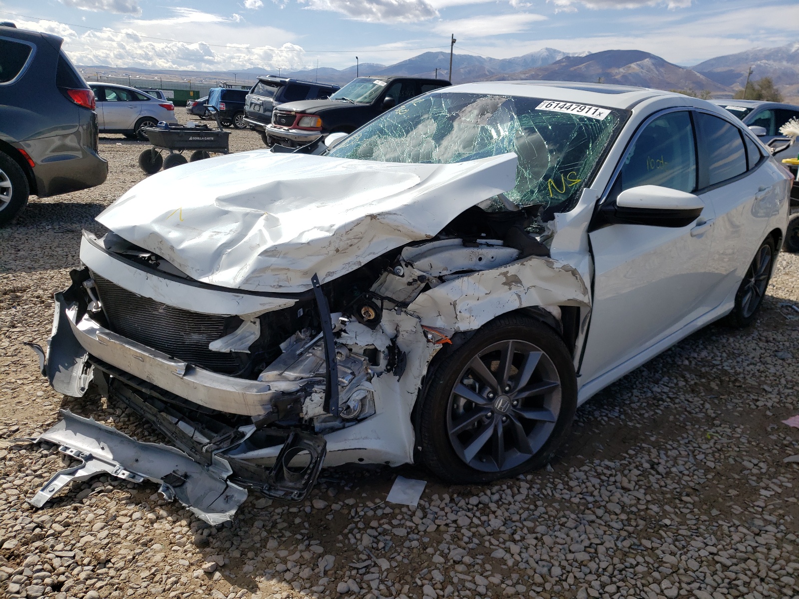 Photo 2 from auction – 2019 HONDA CIVIC EX with VIN 19XFC1F37KE208797
