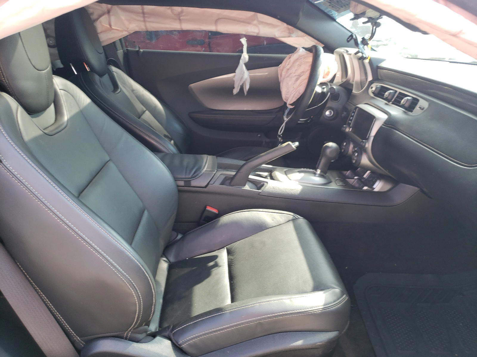 Photo 5 from auction – 2015 CHEVROLET CAMARO LT with VIN 2G1FF1E30F9173459