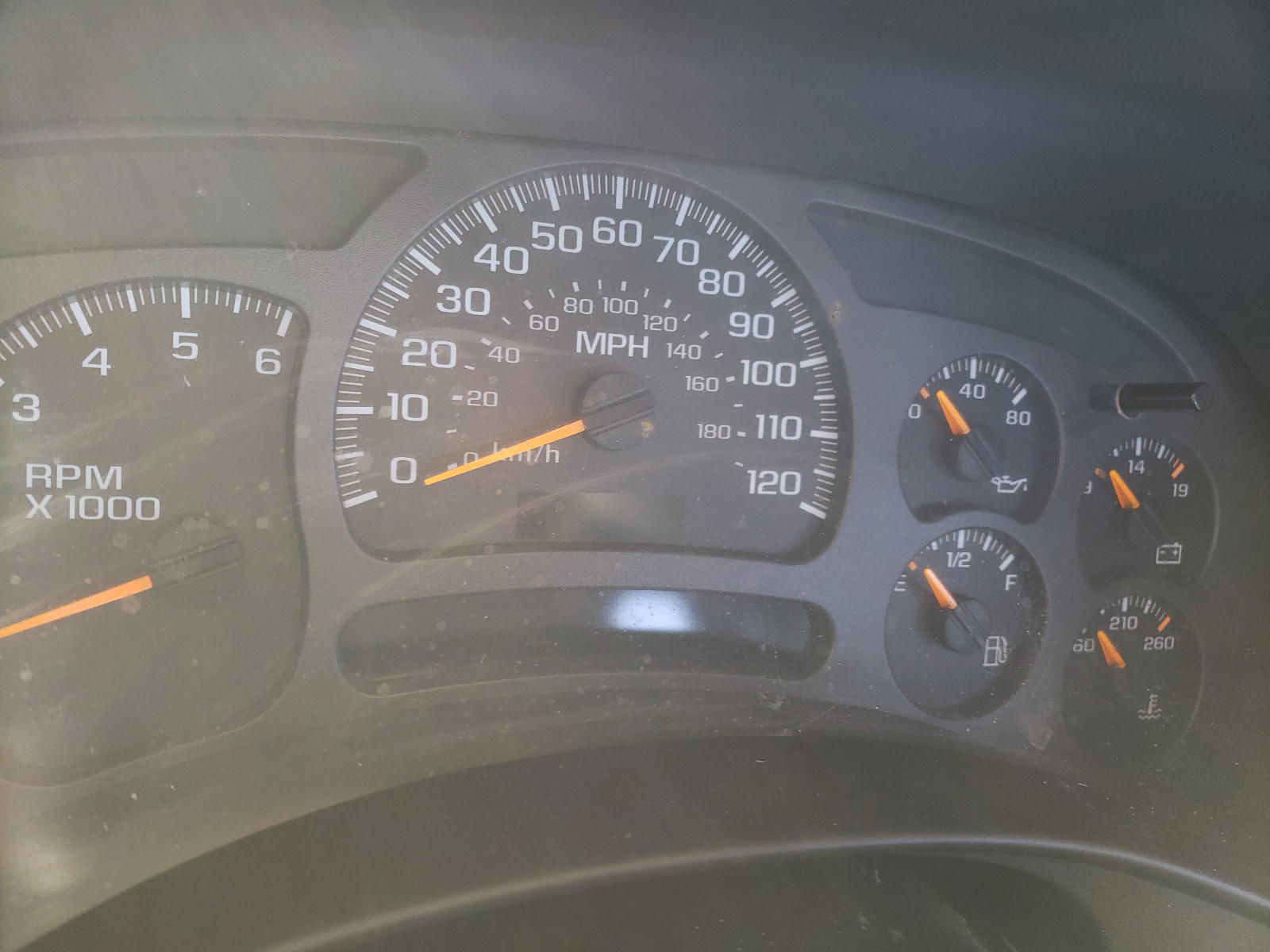 Photo 8 from auction – 2003 CHEVROLET AVALANCHE with VIN 3GNEC13T53G319975