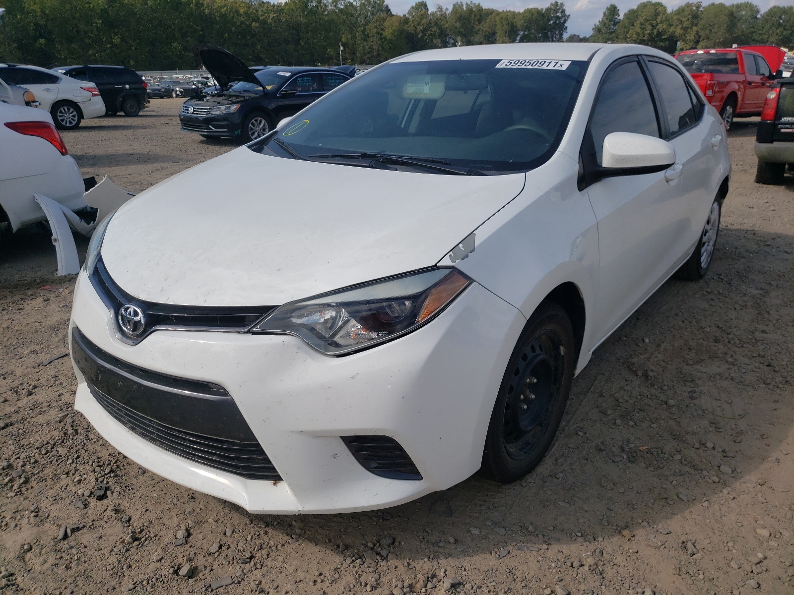 Photo 2 from auction – 2015 TOYOTA COROLLA L with VIN 5YFBURHE7FP307830