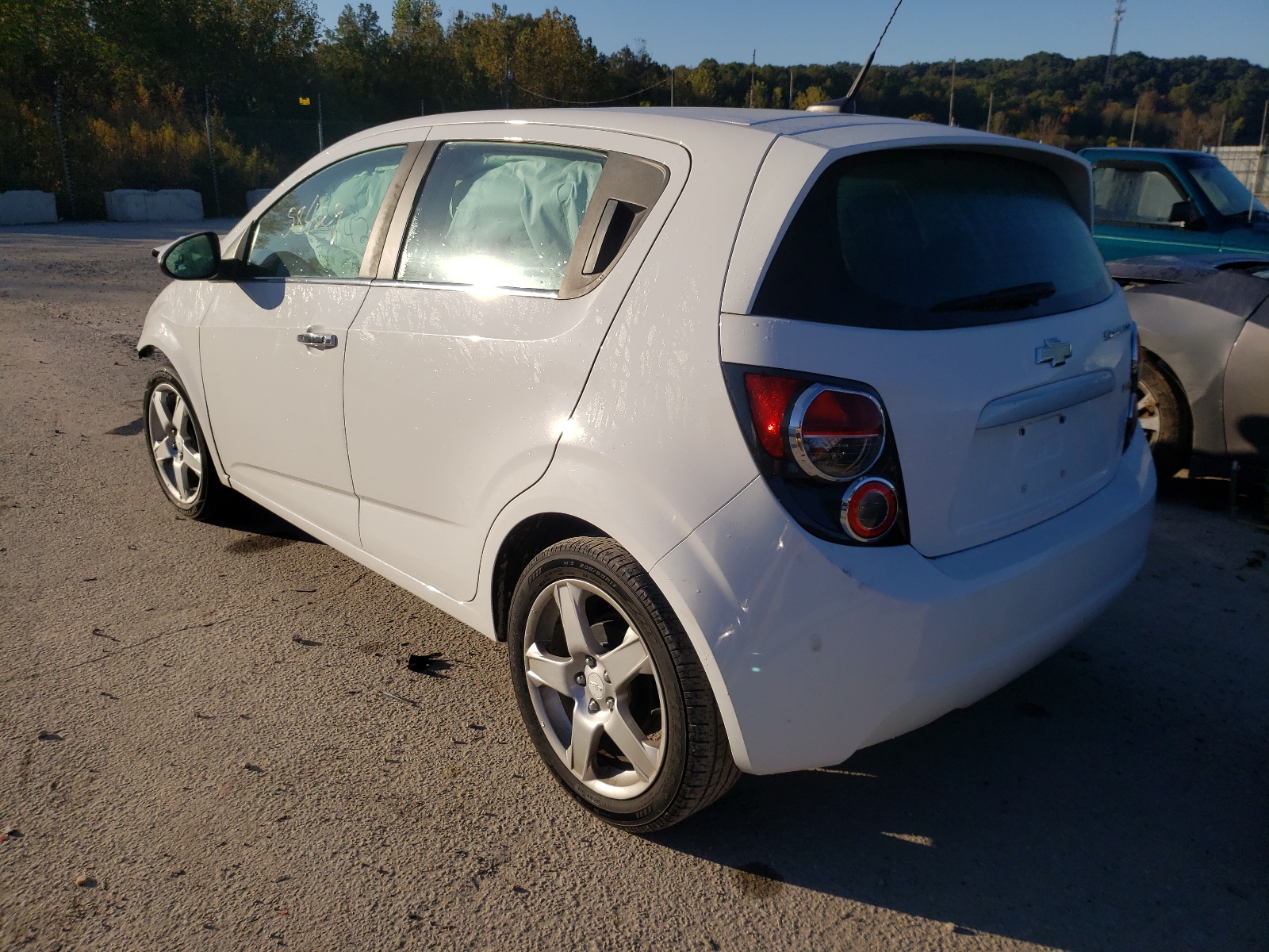 Photo 3 from auction – 2014 CHEVROLET SONIC LTZ with VIN 1G1JE6SB5E4202297