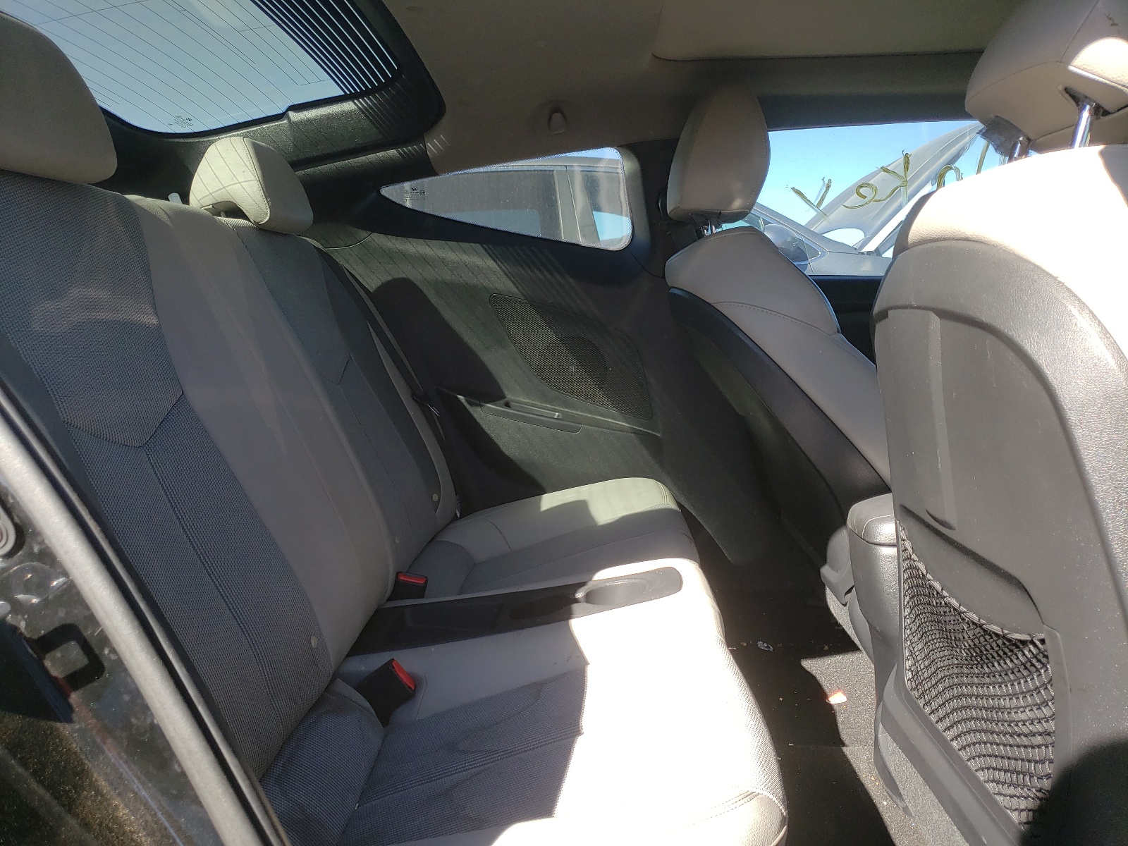 Photo 6 from auction – 2013 HYUNDAI VELOSTER with VIN KMHTC6AD1DU158978