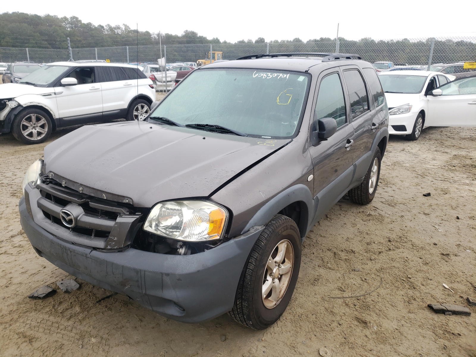 Photo 2 from auction – 2005 MAZDA TRIBUTE I with VIN 4F2YZ02Z25KM63175