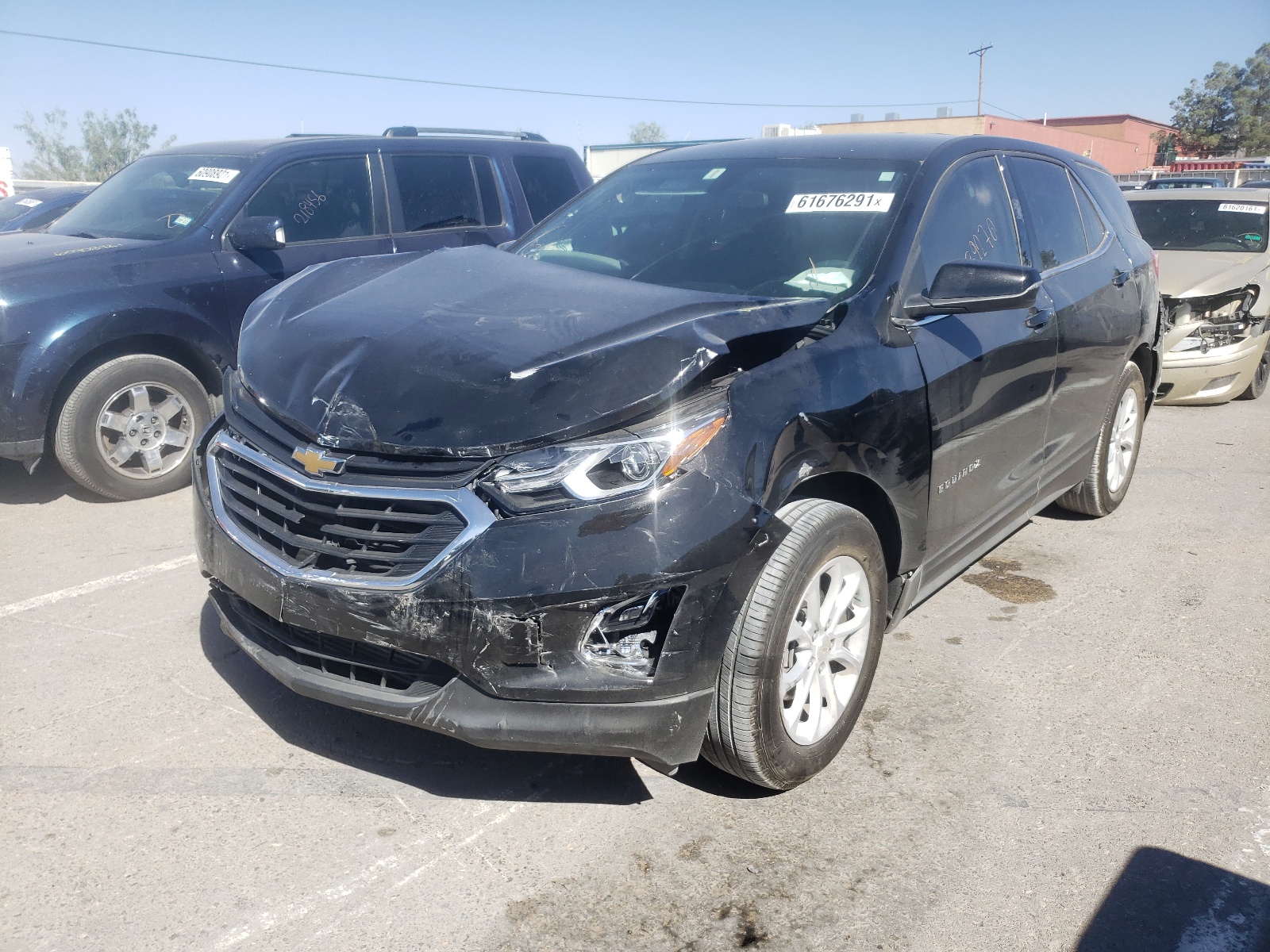 Photo 2 from auction – 2019 CHEVROLET EQUINOX LT with VIN 3GNAXKEVXKL370532