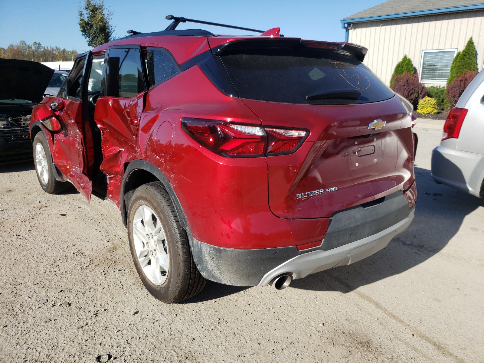 Photo 3 from auction – 2021 CHEVROLET BLAZER 3LT with VIN 3GNKBJRS0MS550074